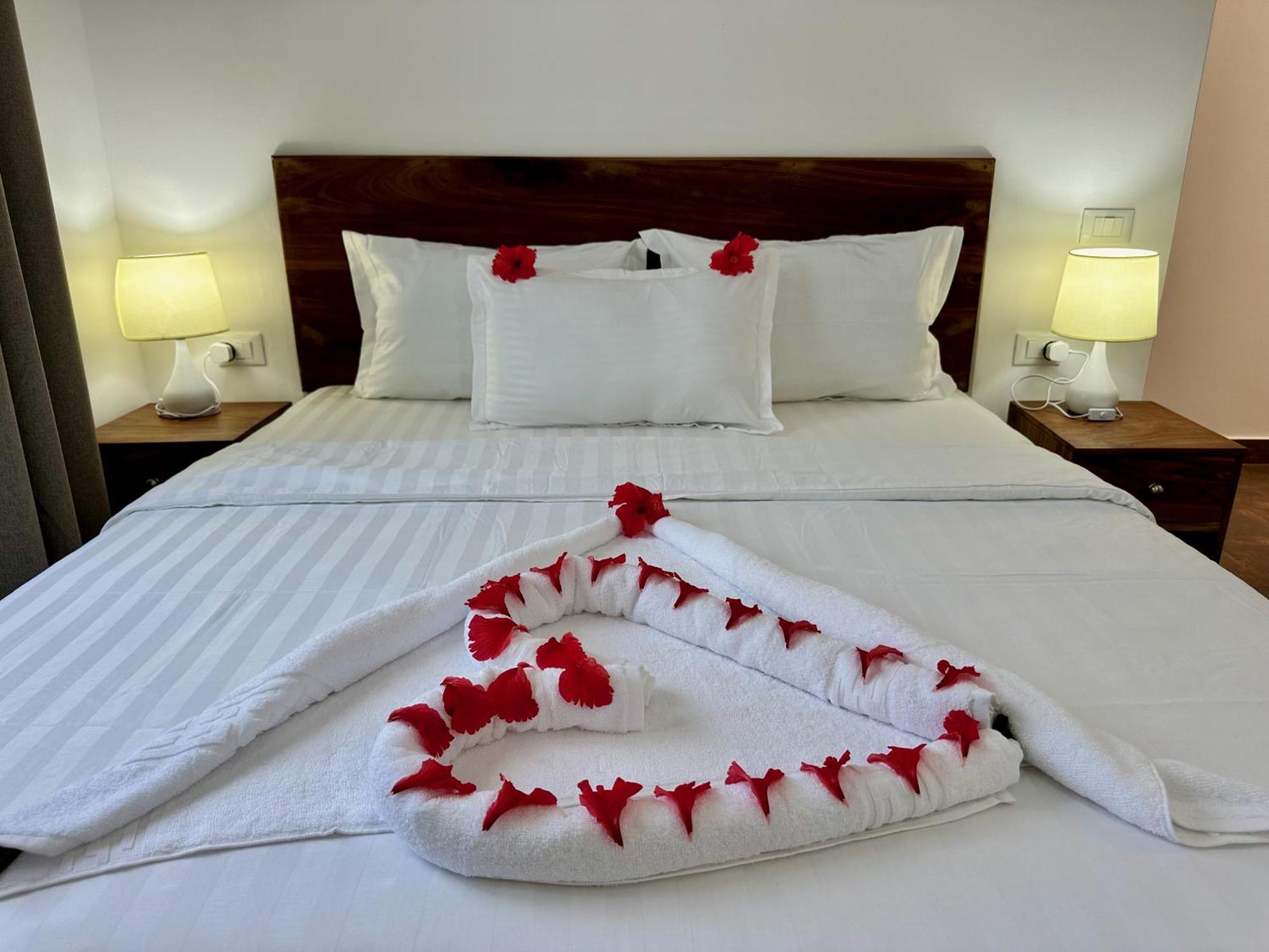 Beachfront Alma With Private Pool Zanzibarhouses Villa