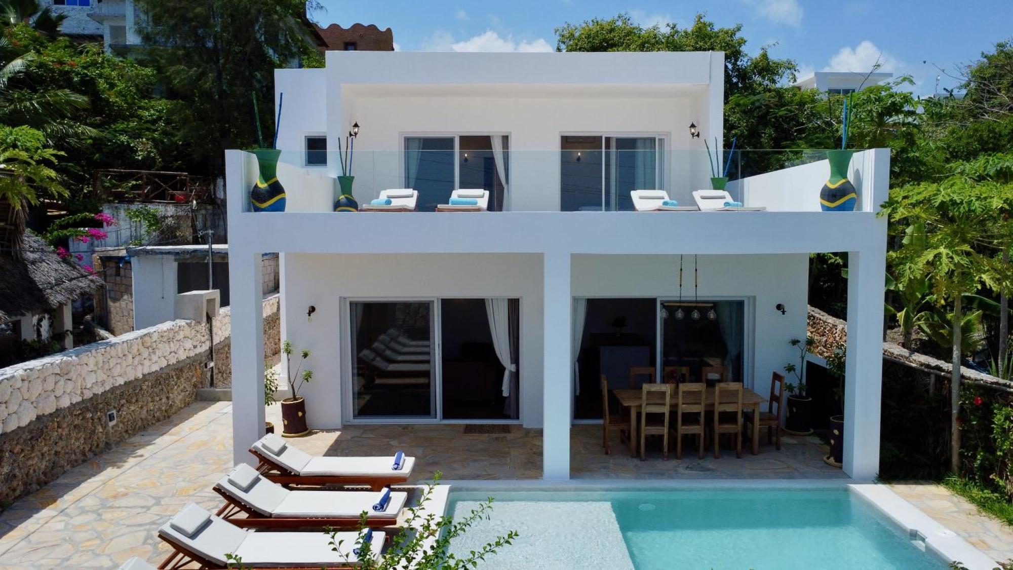 Beachfront Alma With Private Pool Zanzibarhouses Kiwengwa (Zanzibar)