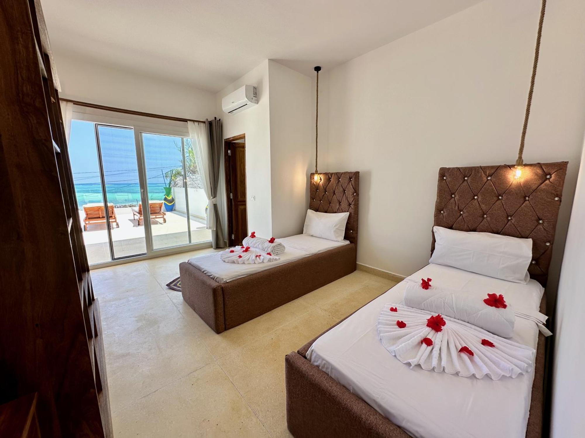 Villa Beachfront Alma With Private Pool Zanzibarhouses