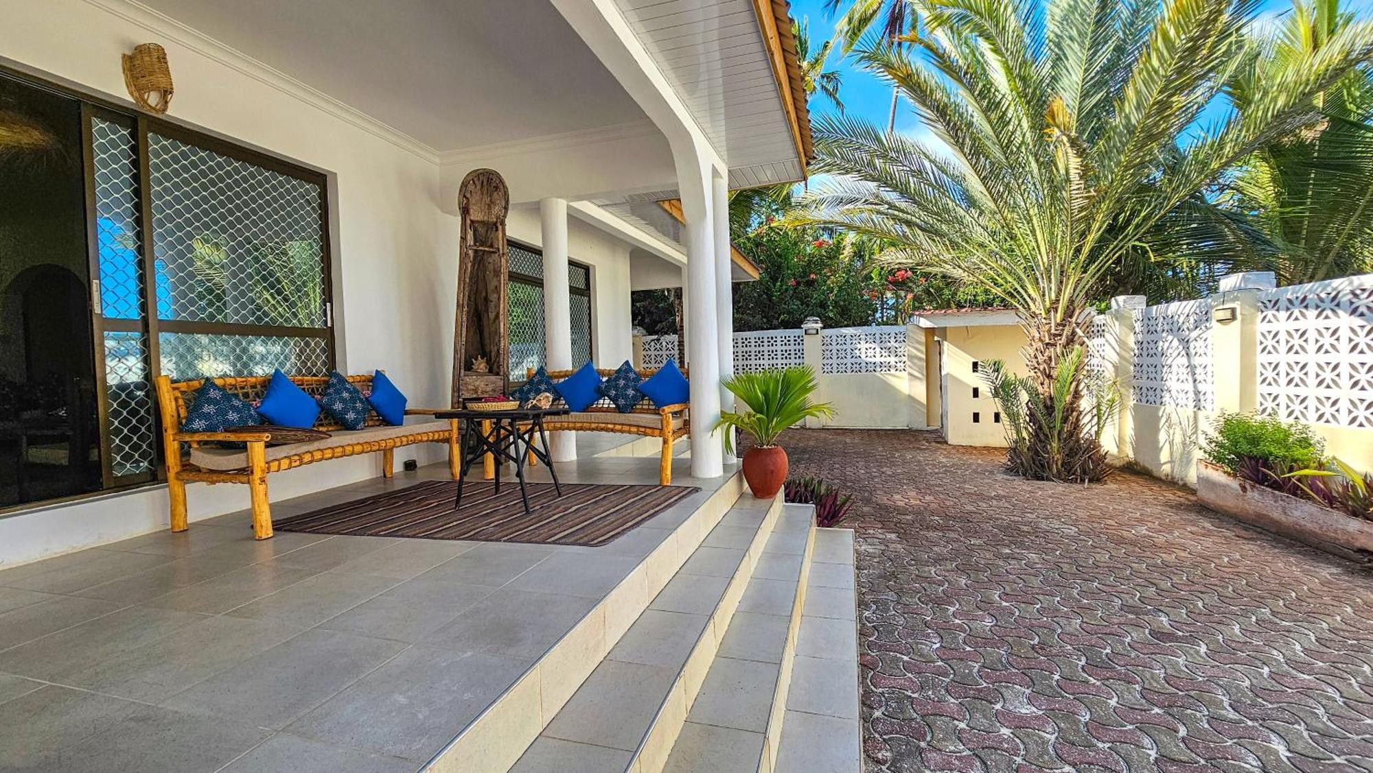 Holiday home Zoi House *