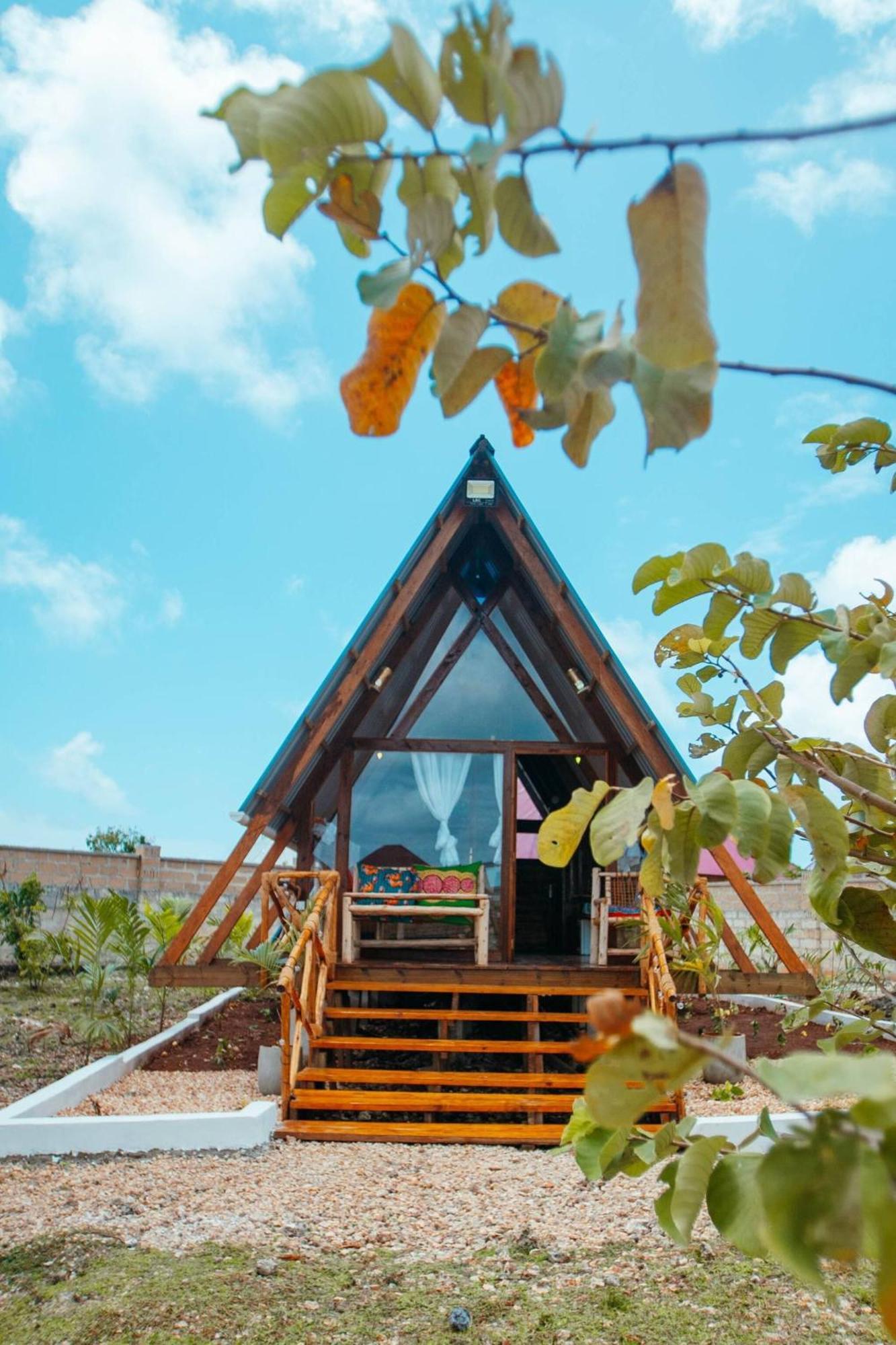 Serene A-frame In Nungwi, Tanzania - Private Garden Oasis *
