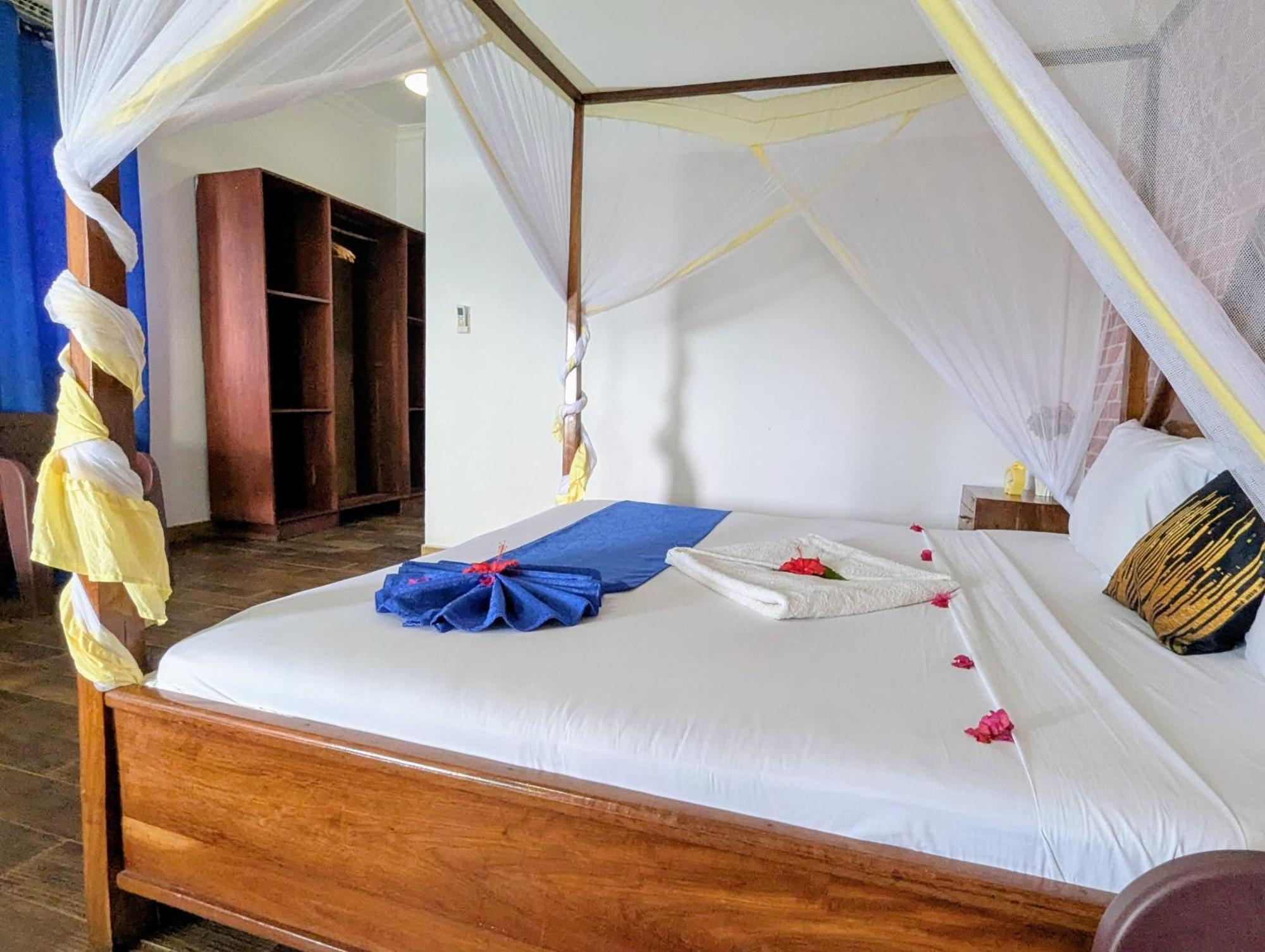 Hotel Blue Tides Nungwi