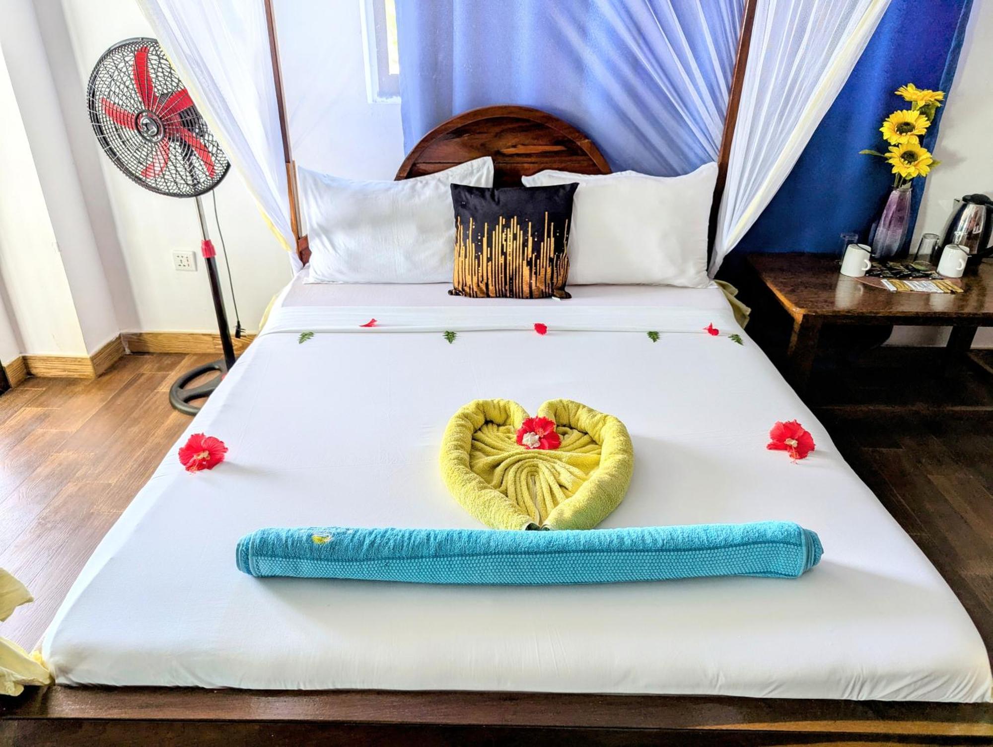 Hotel Blue Tides