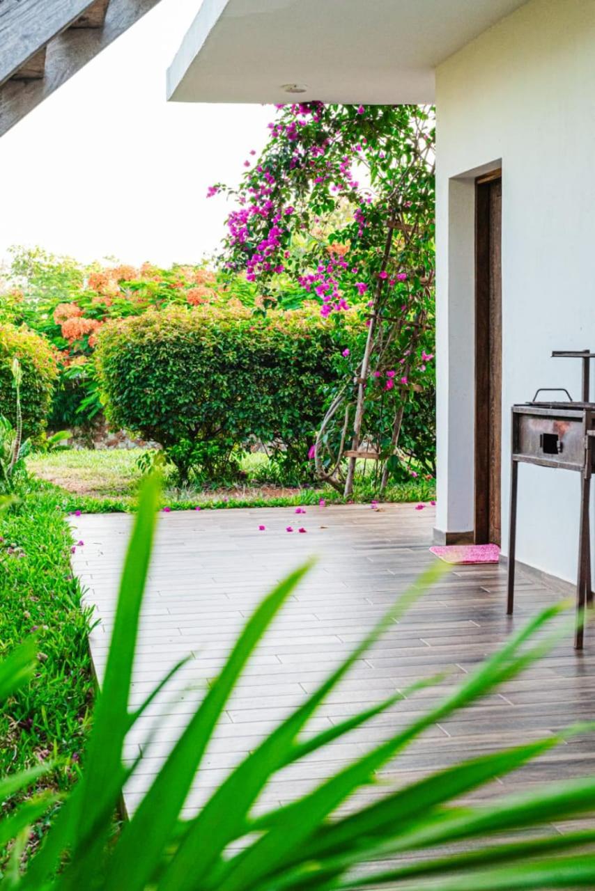 Secret Garden Apartment *
