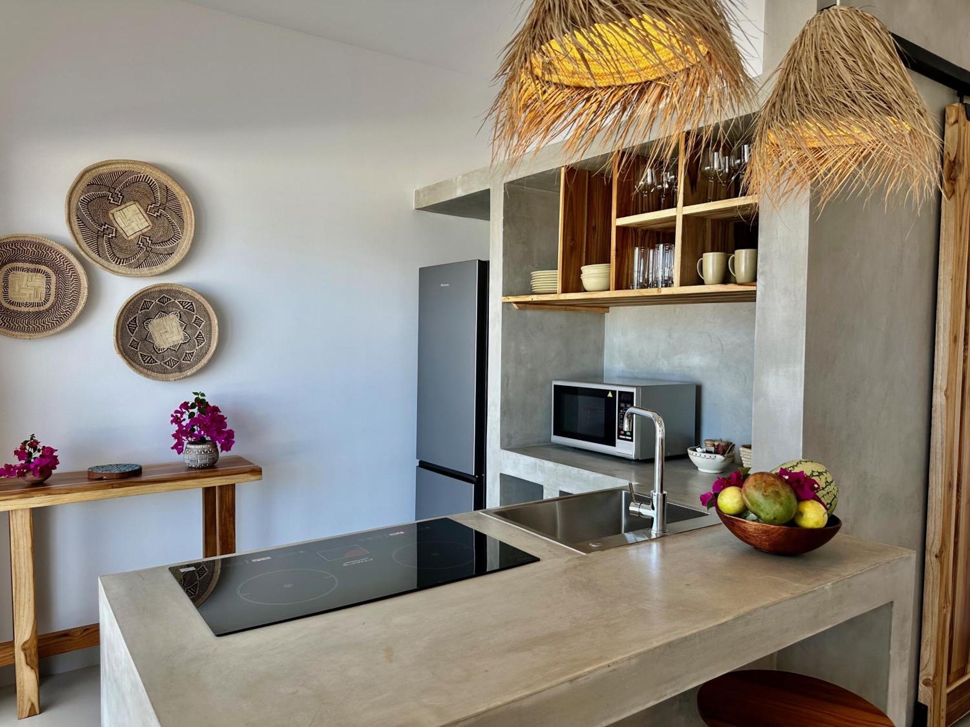 Beachfront With Private Pool *