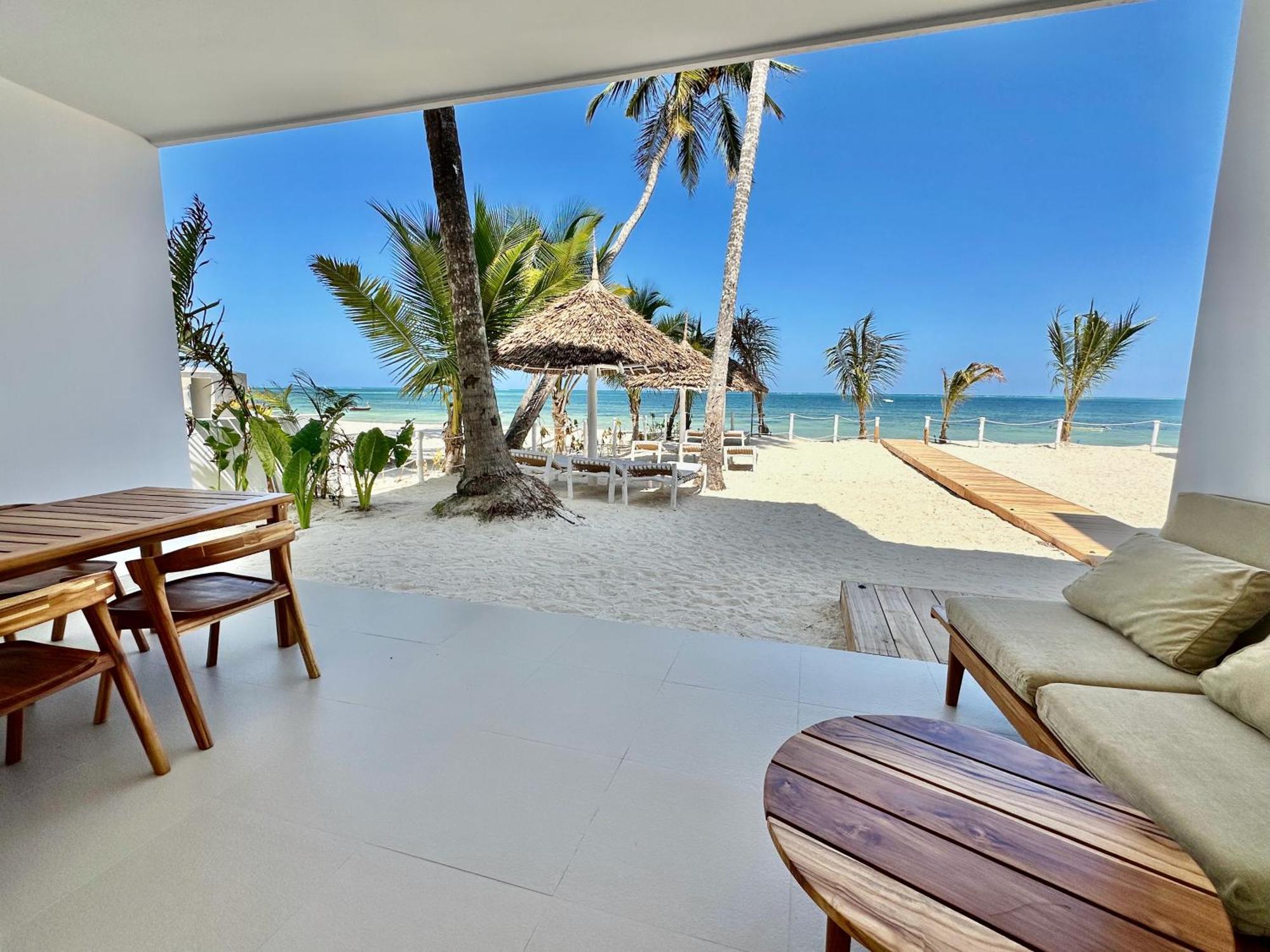 Beachfront With Private Pool