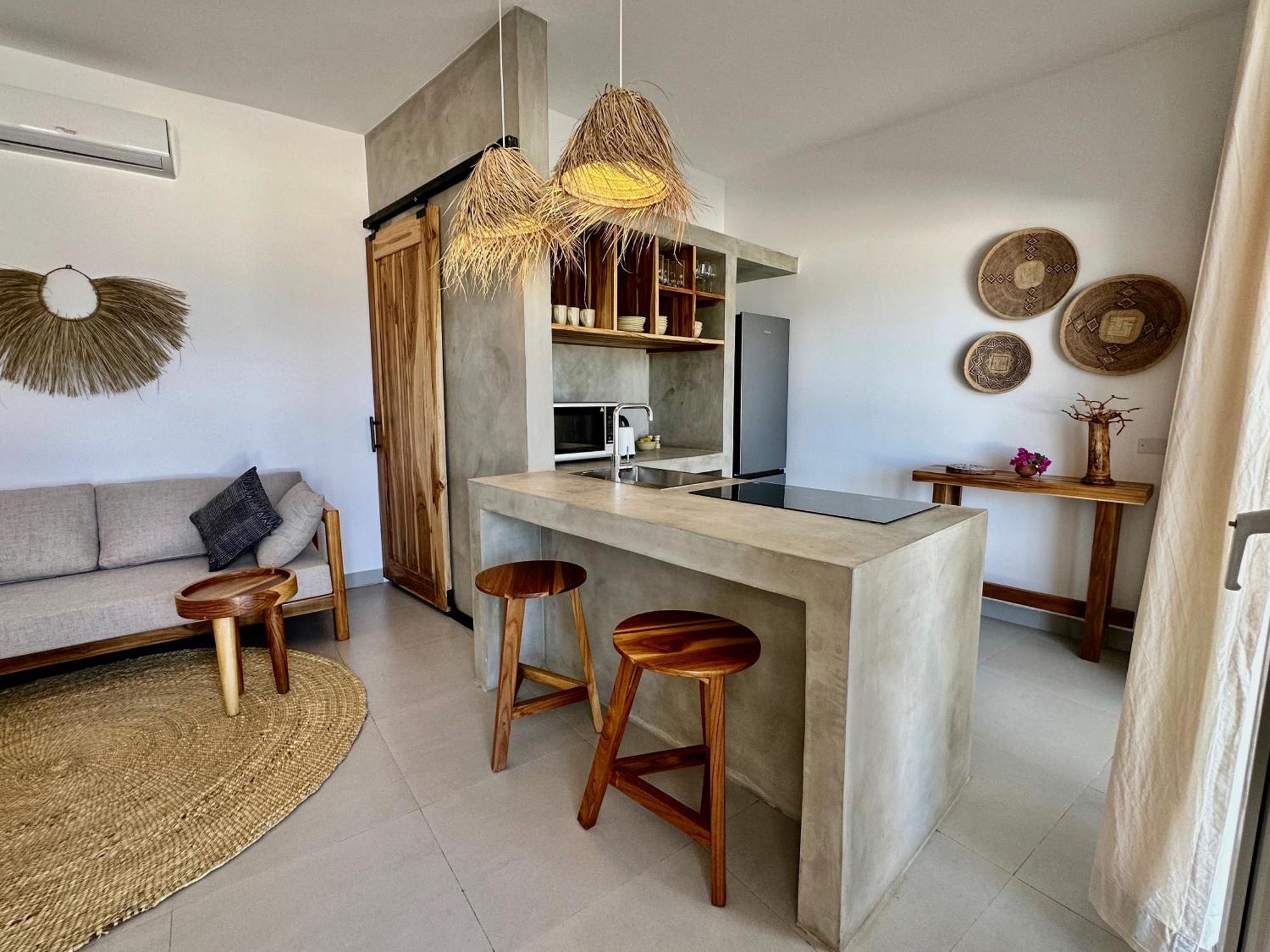 Beachfront With Private Pool *
