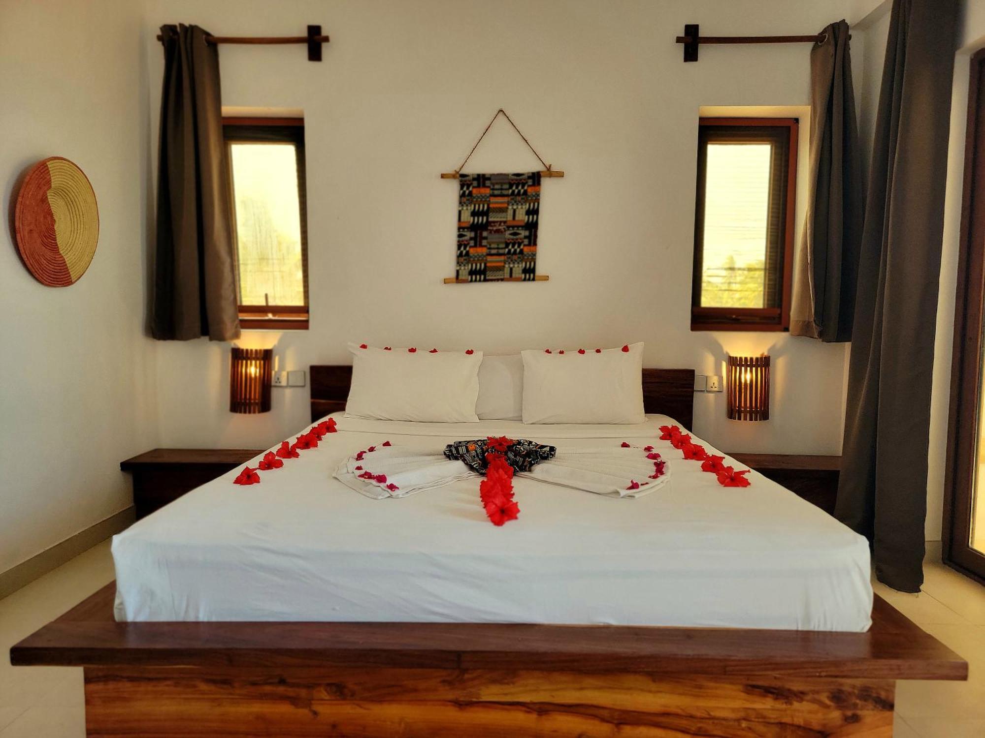 Aluna Hotel 4*