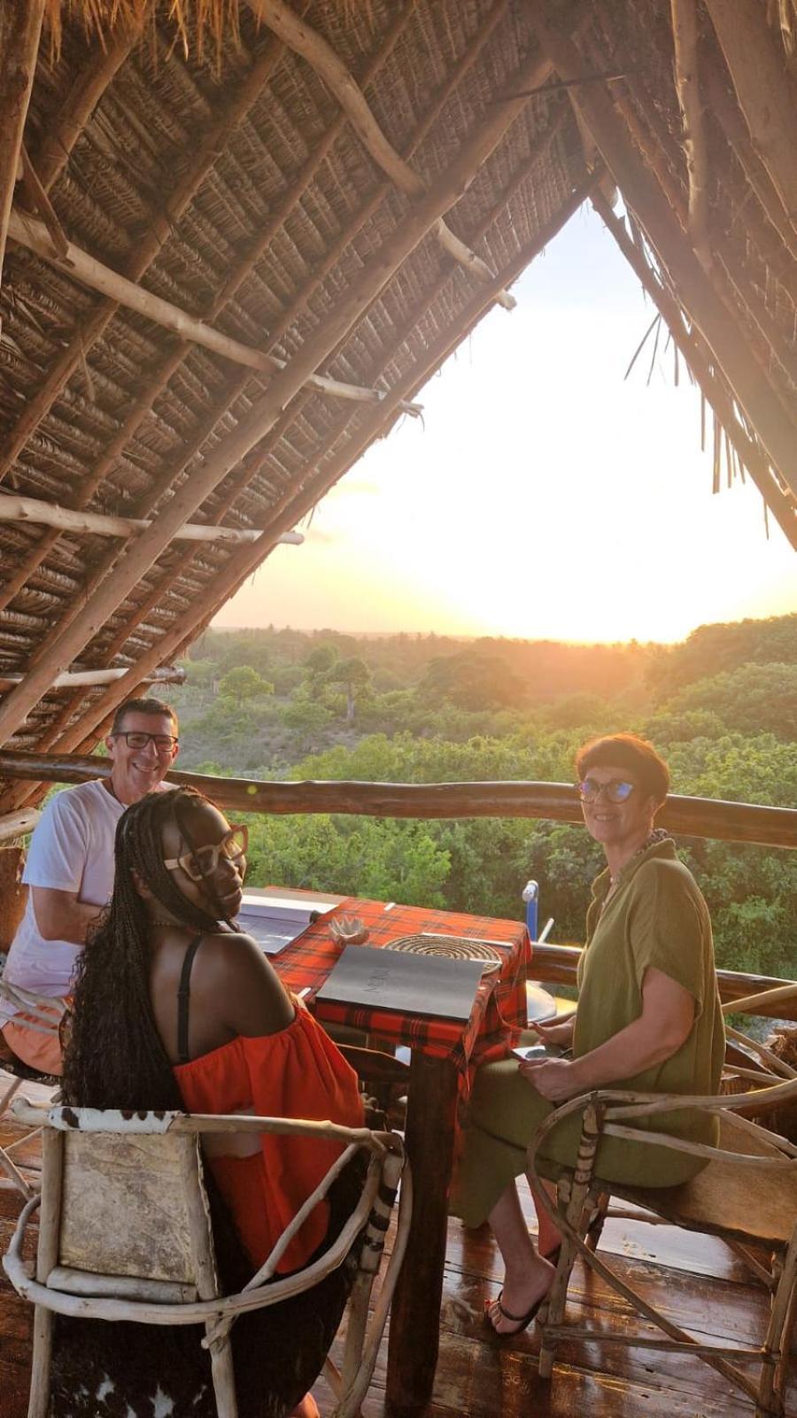 Lodge Monkey Mountain Mtende