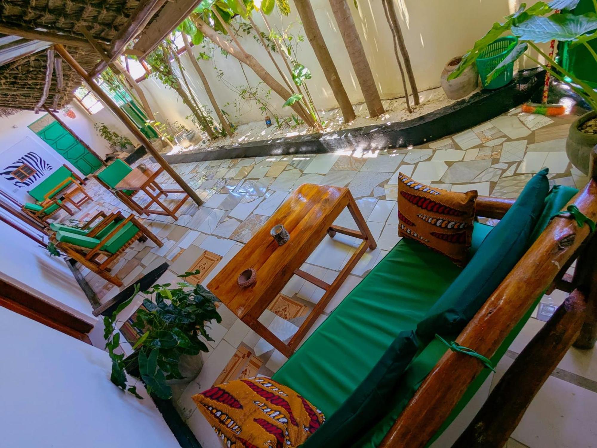 Hotel Zanz 14