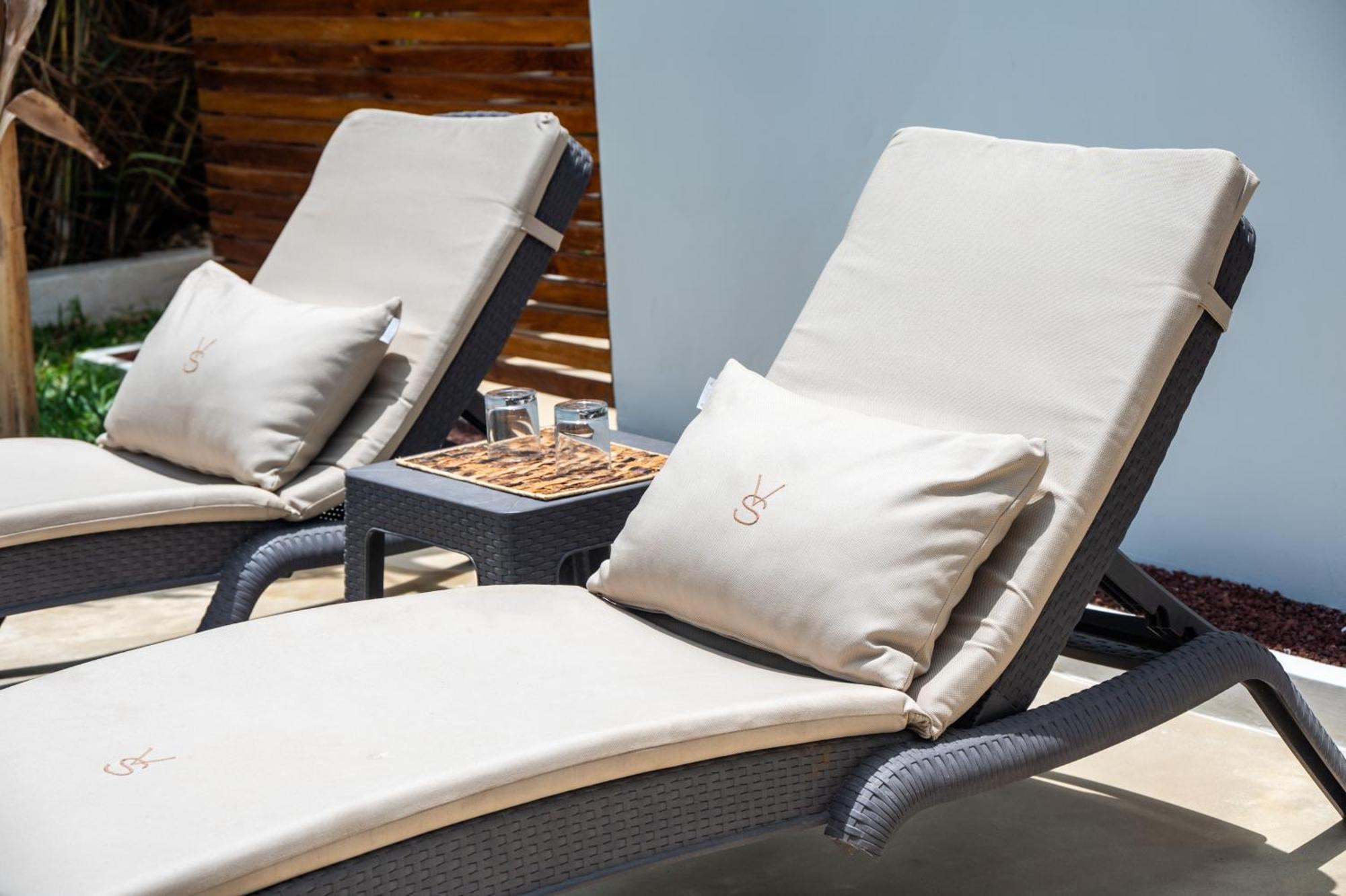 Shepherd Zanzibar - Luxury Front - Kiwengwa
