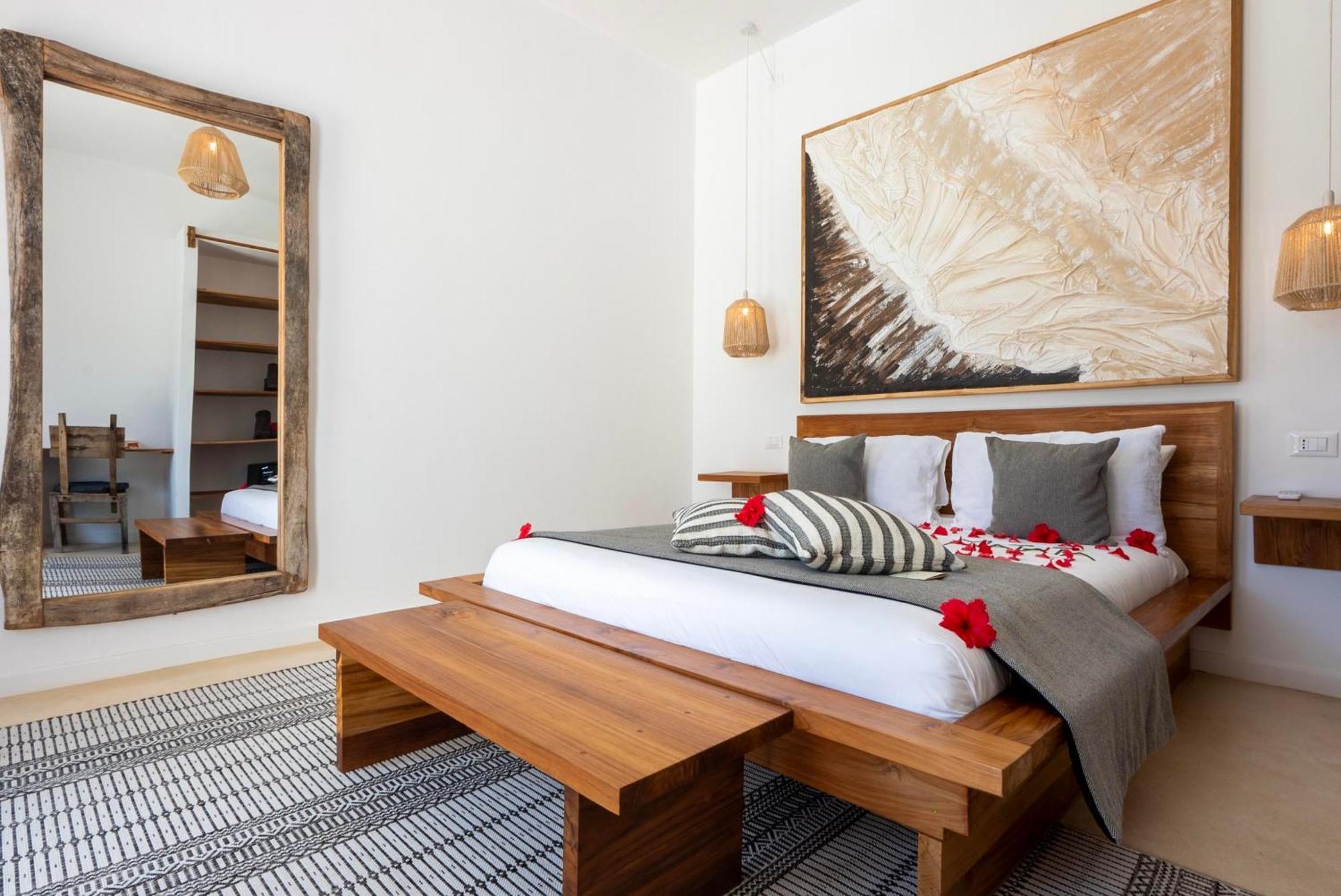 Shepherd Zanzibar - Luxury Front - Kiwengwa