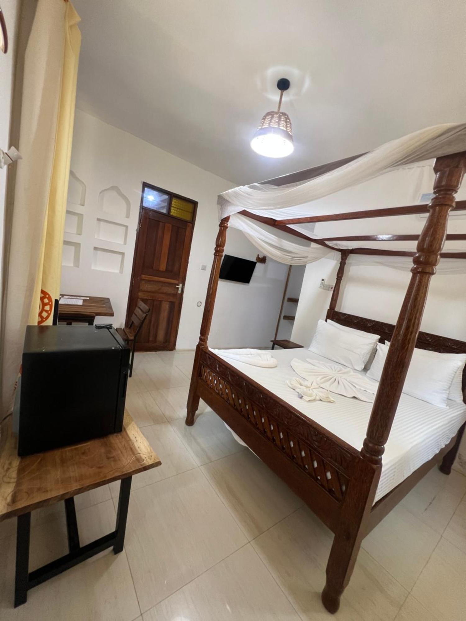 Light Of Zanzibar Bed & Breakfast *
