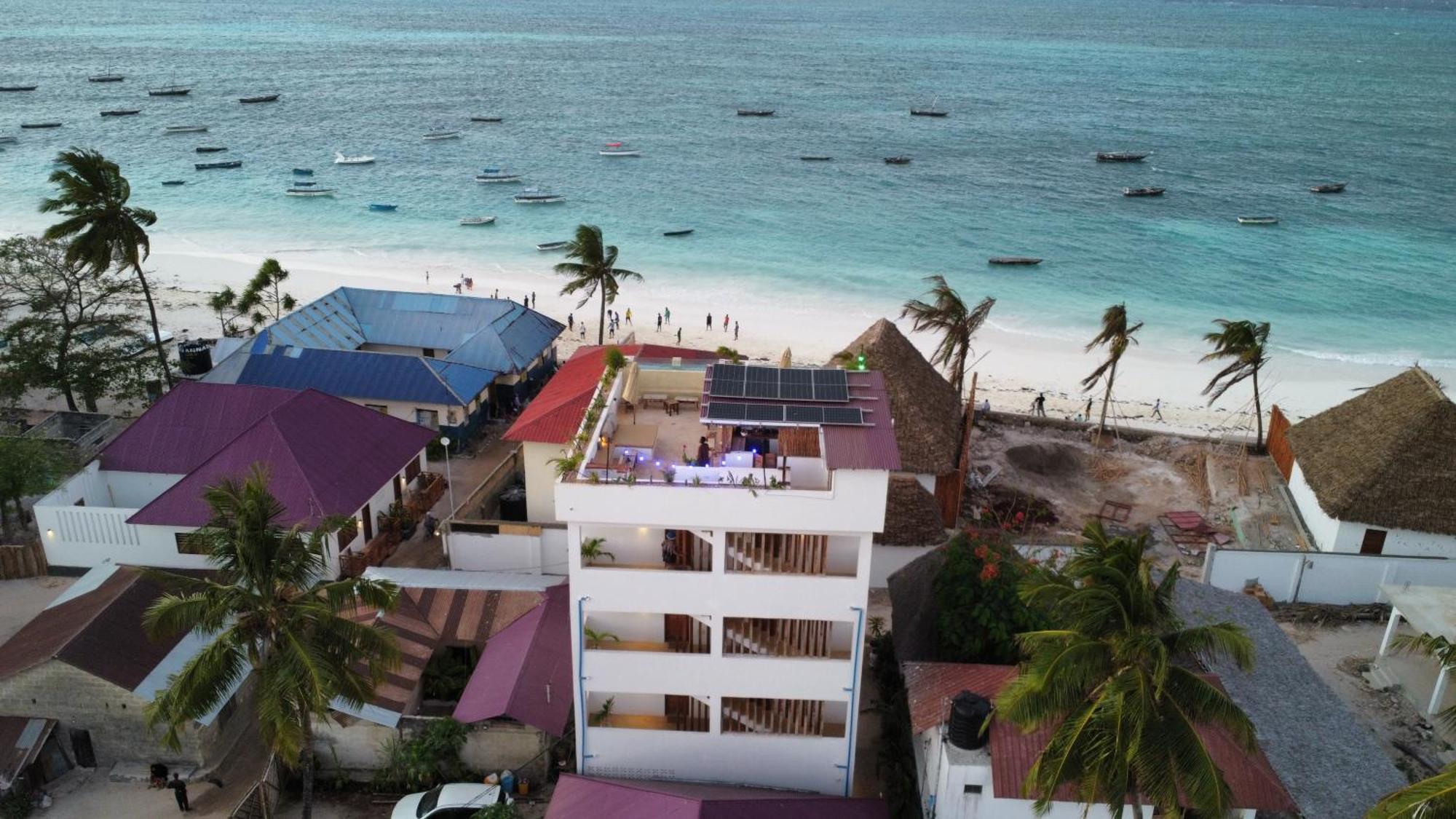 Aluna 4* Nungwi