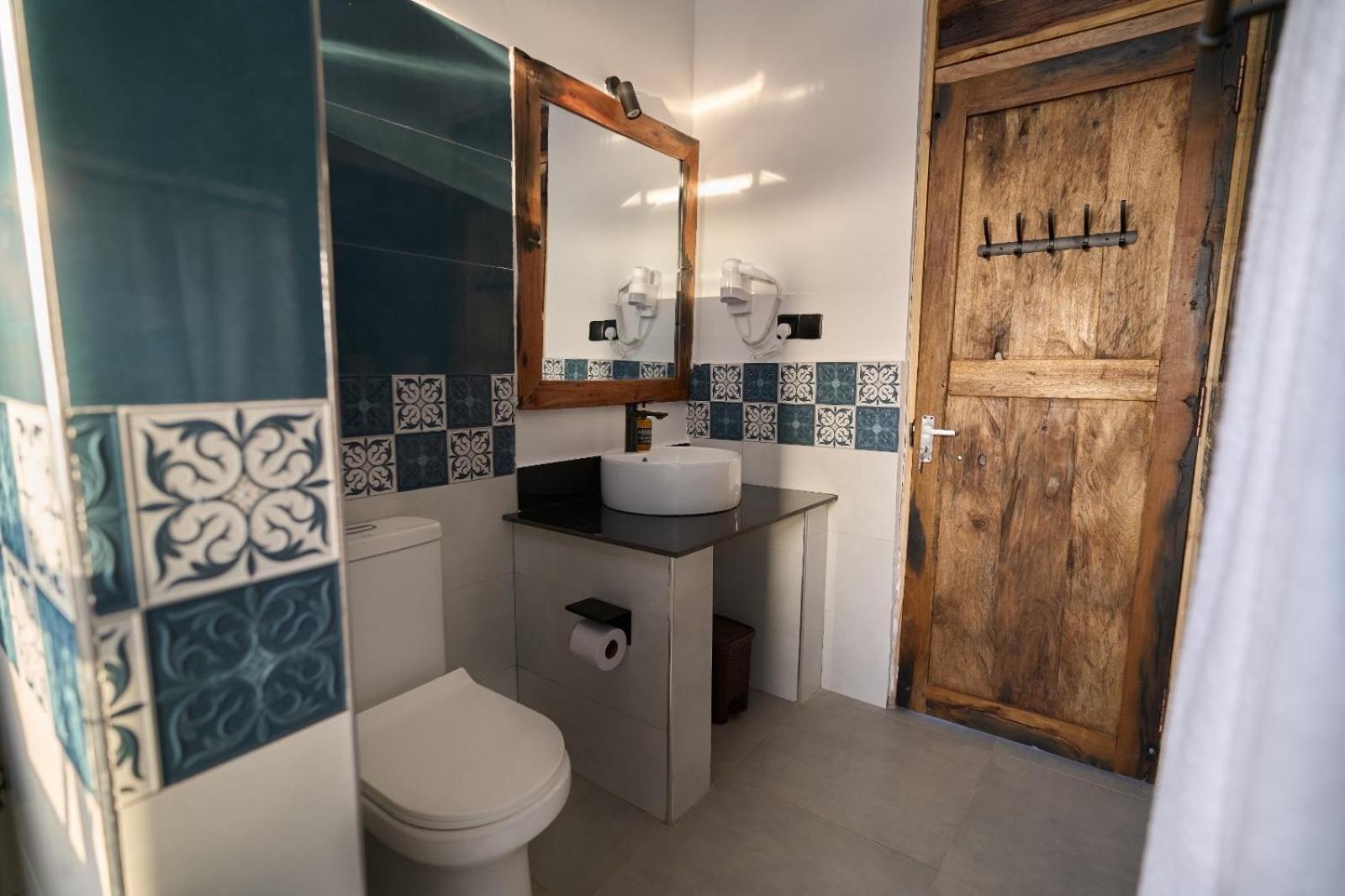 Dhow Boutique Hotel