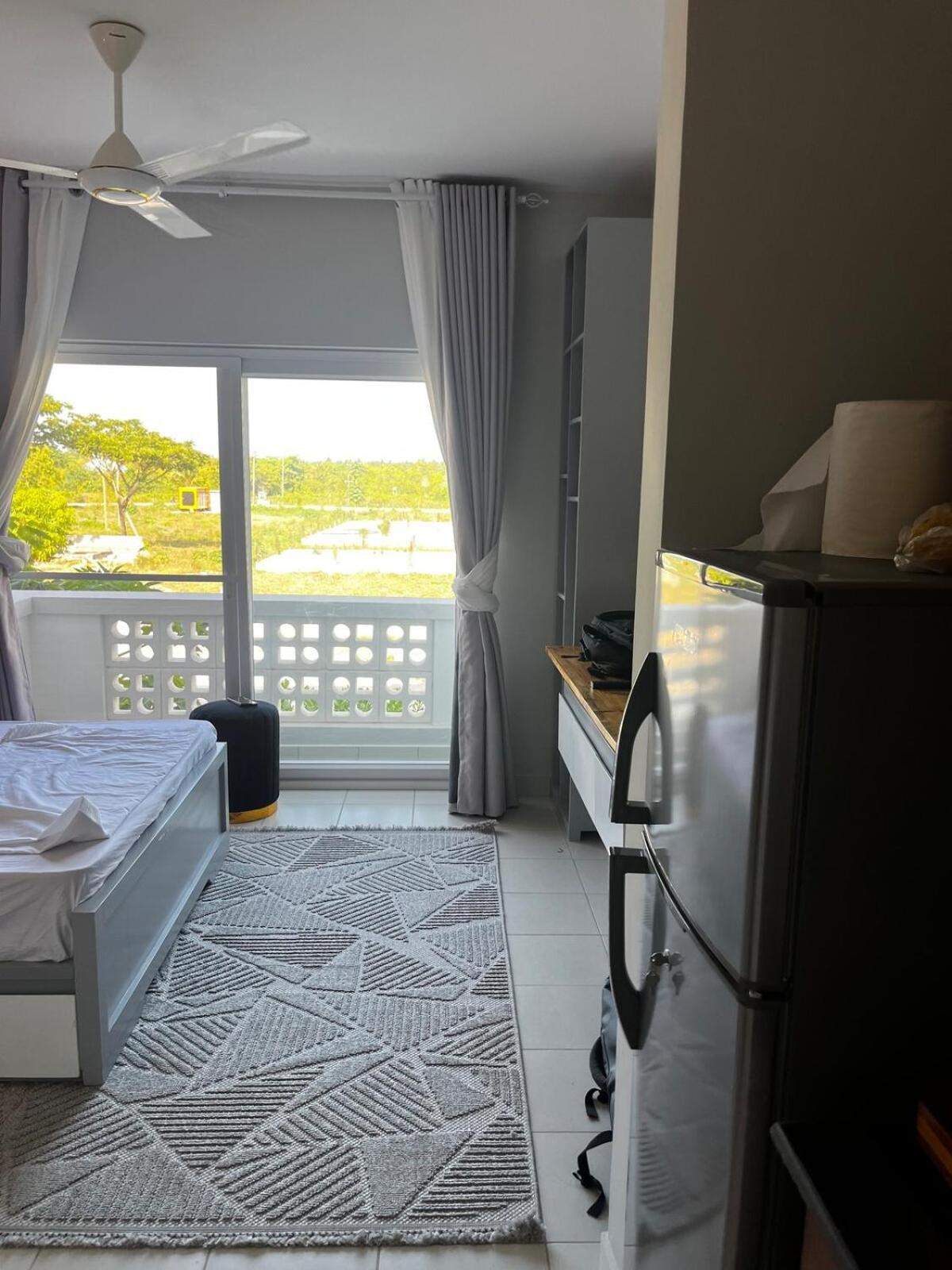 Apartment Resort-style Living
