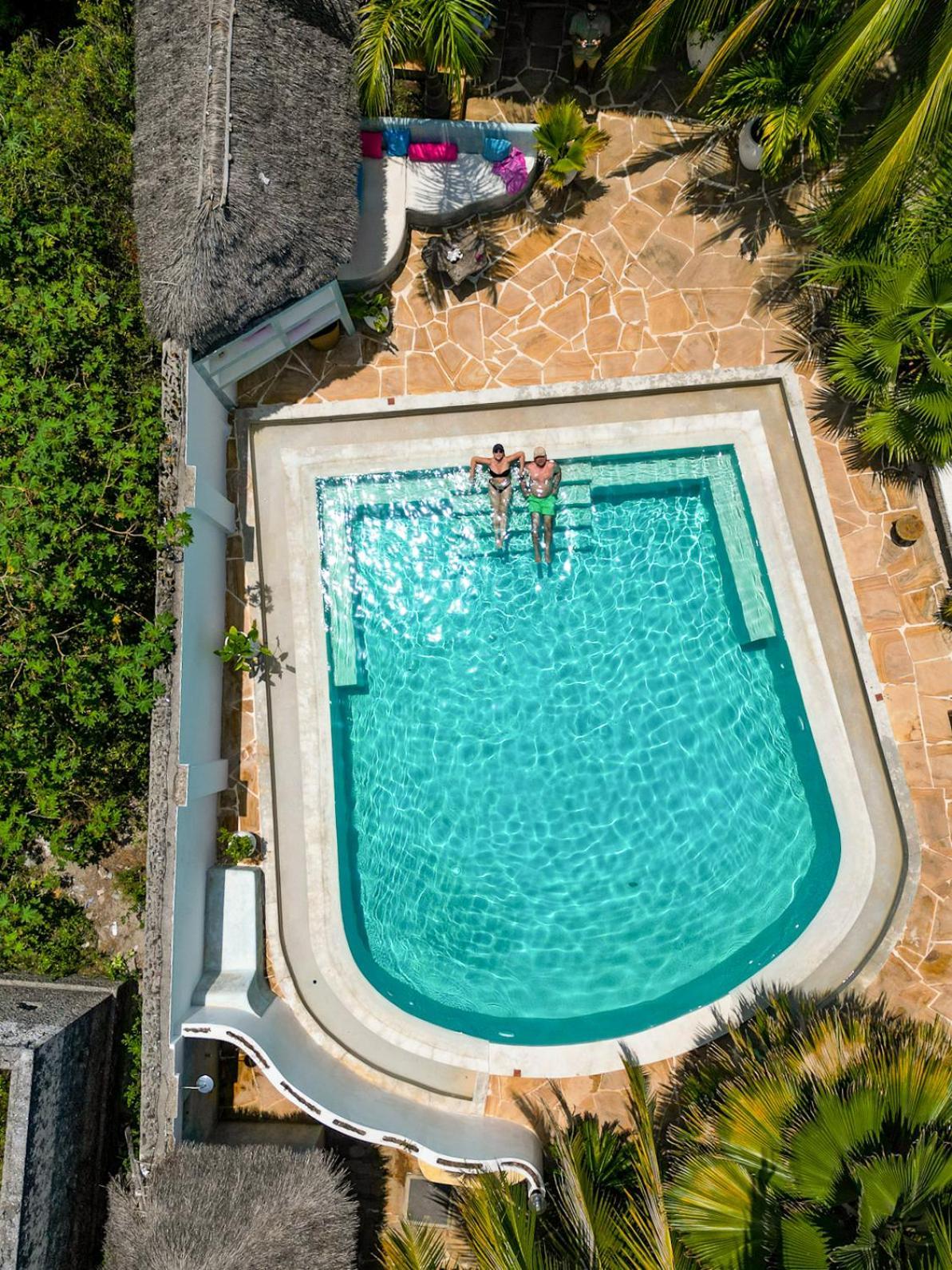 Malaika Hotel *