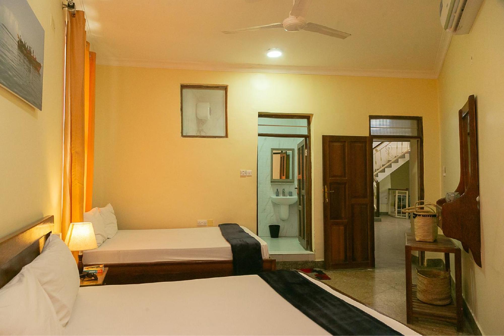 Town Nest Hotel