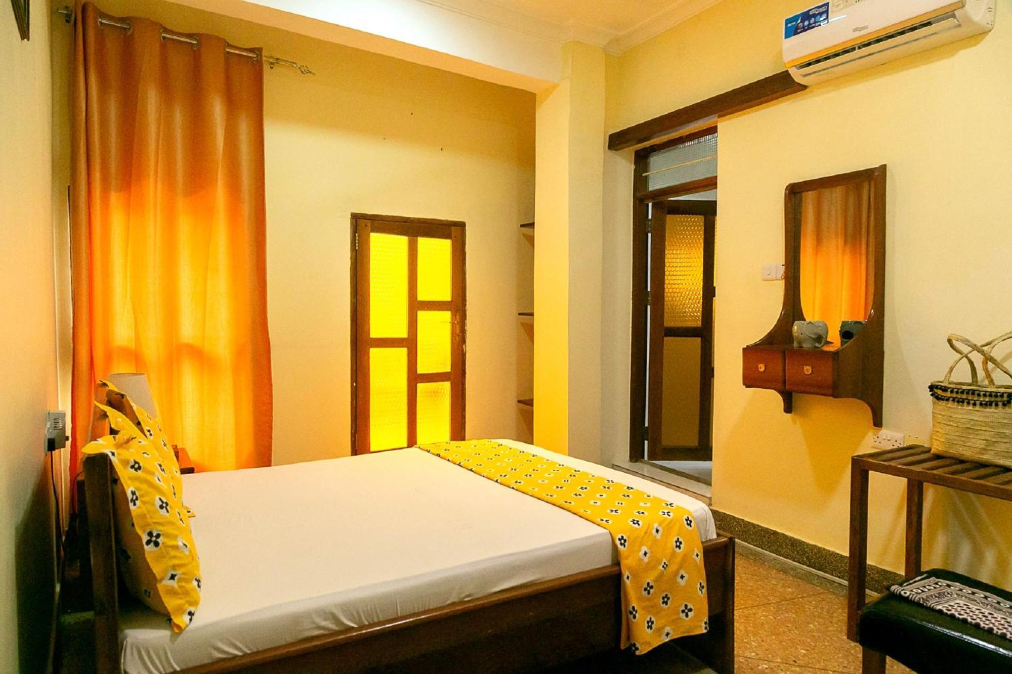 Town Nest Hotel 3*