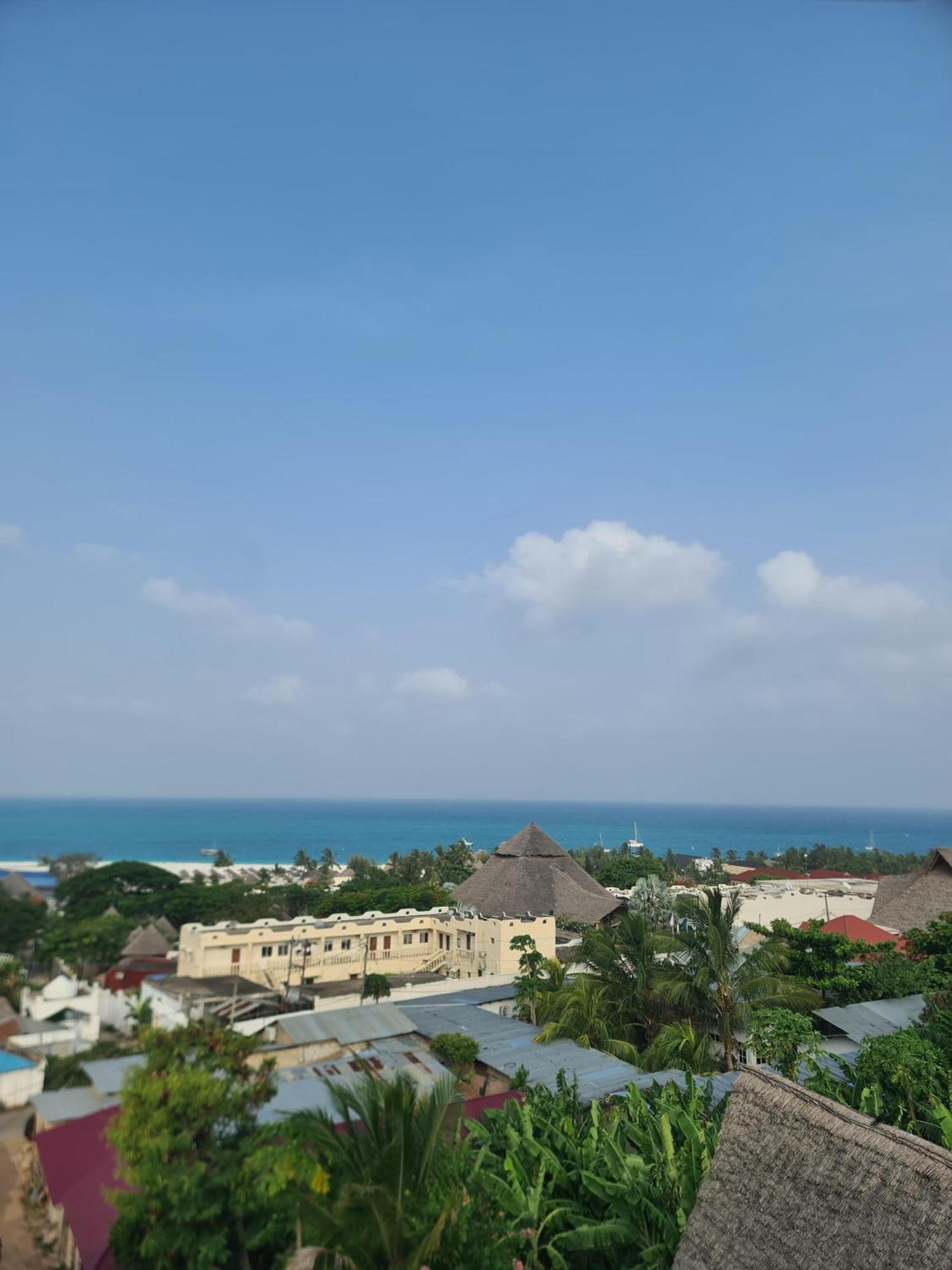 Hotel A-hotel