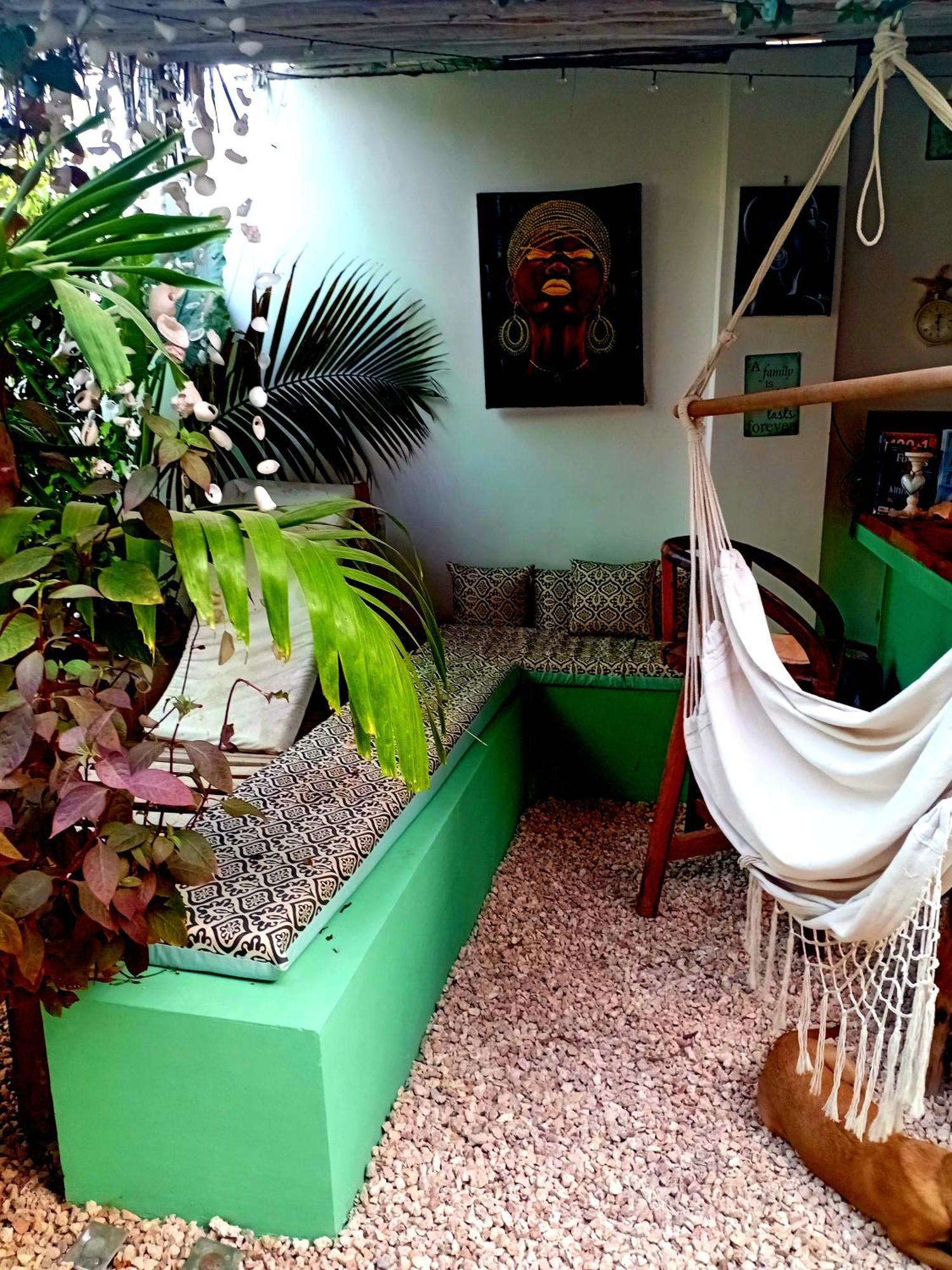 Coco Hause