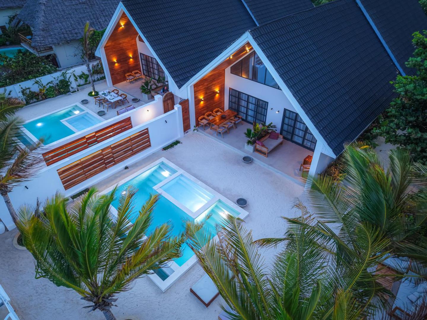 Solymar Staffed Beach Front