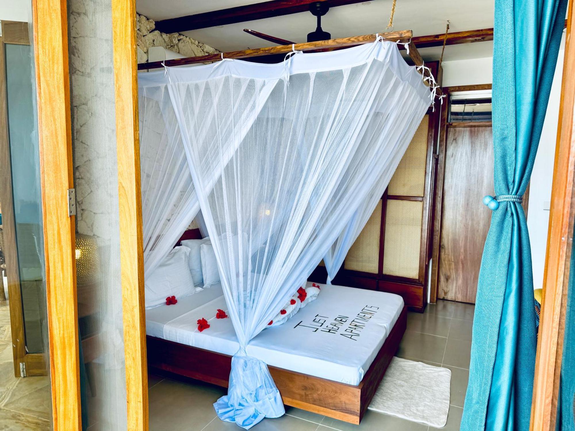 Just Heaven Aparthotel