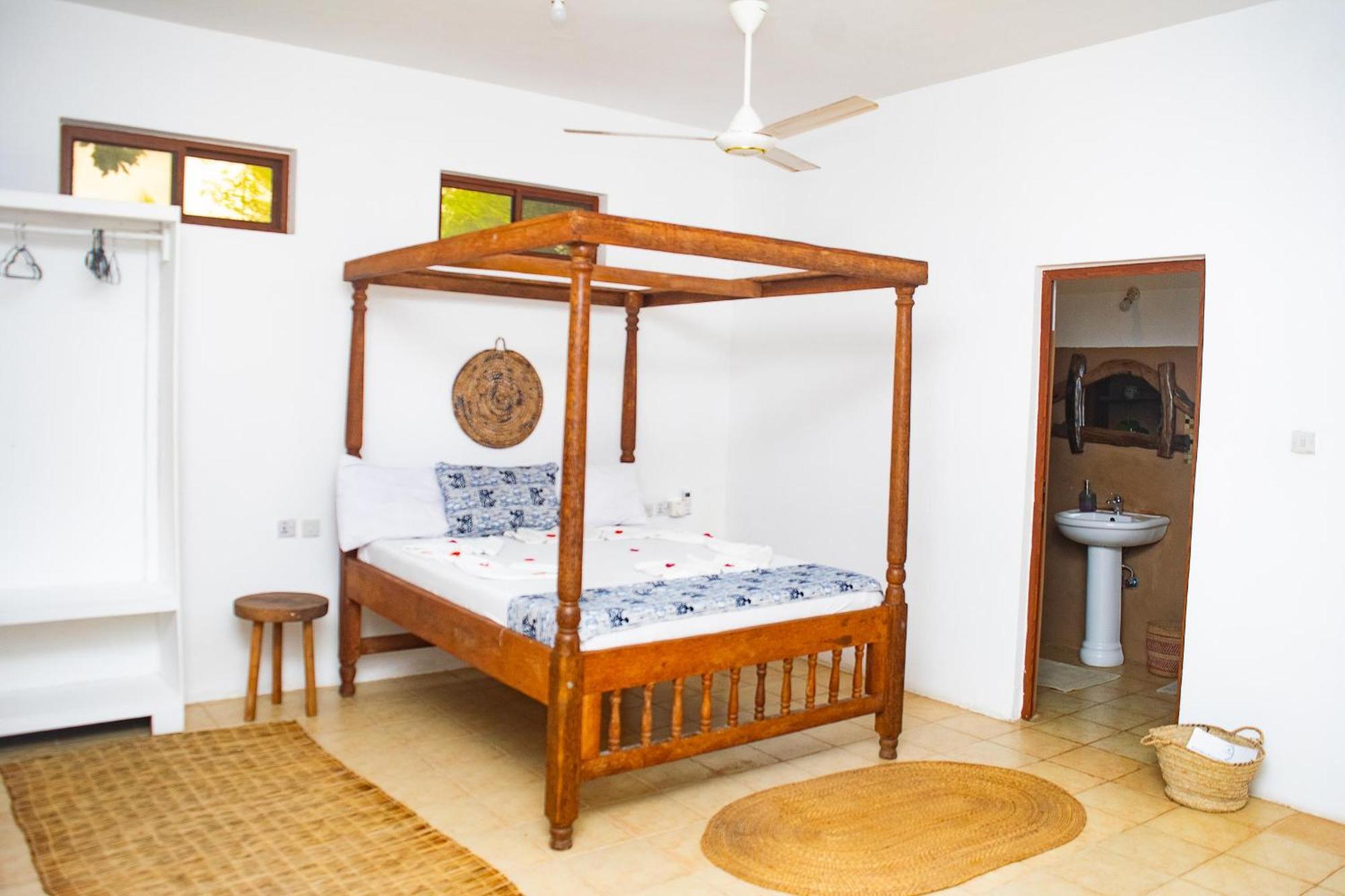 Hotel Shamba Village 5*