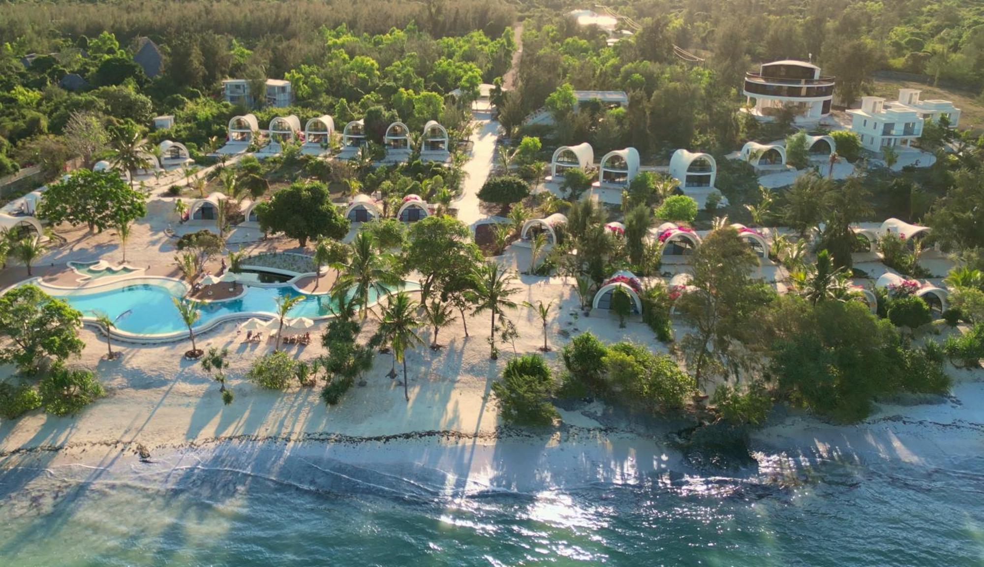 Resort Zanziblue Waves