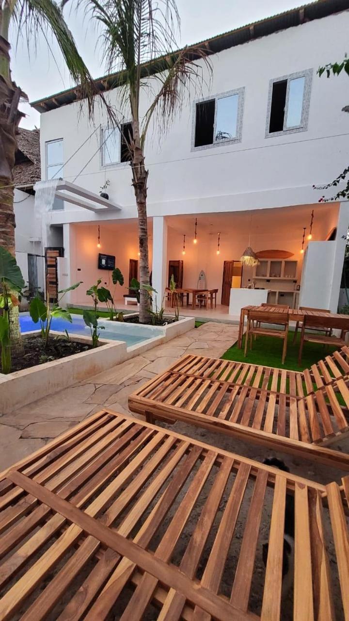 Gorgeous Luxury Waterfall Villa With Private Pool Prime Location In Paje Beach Zanzibar *