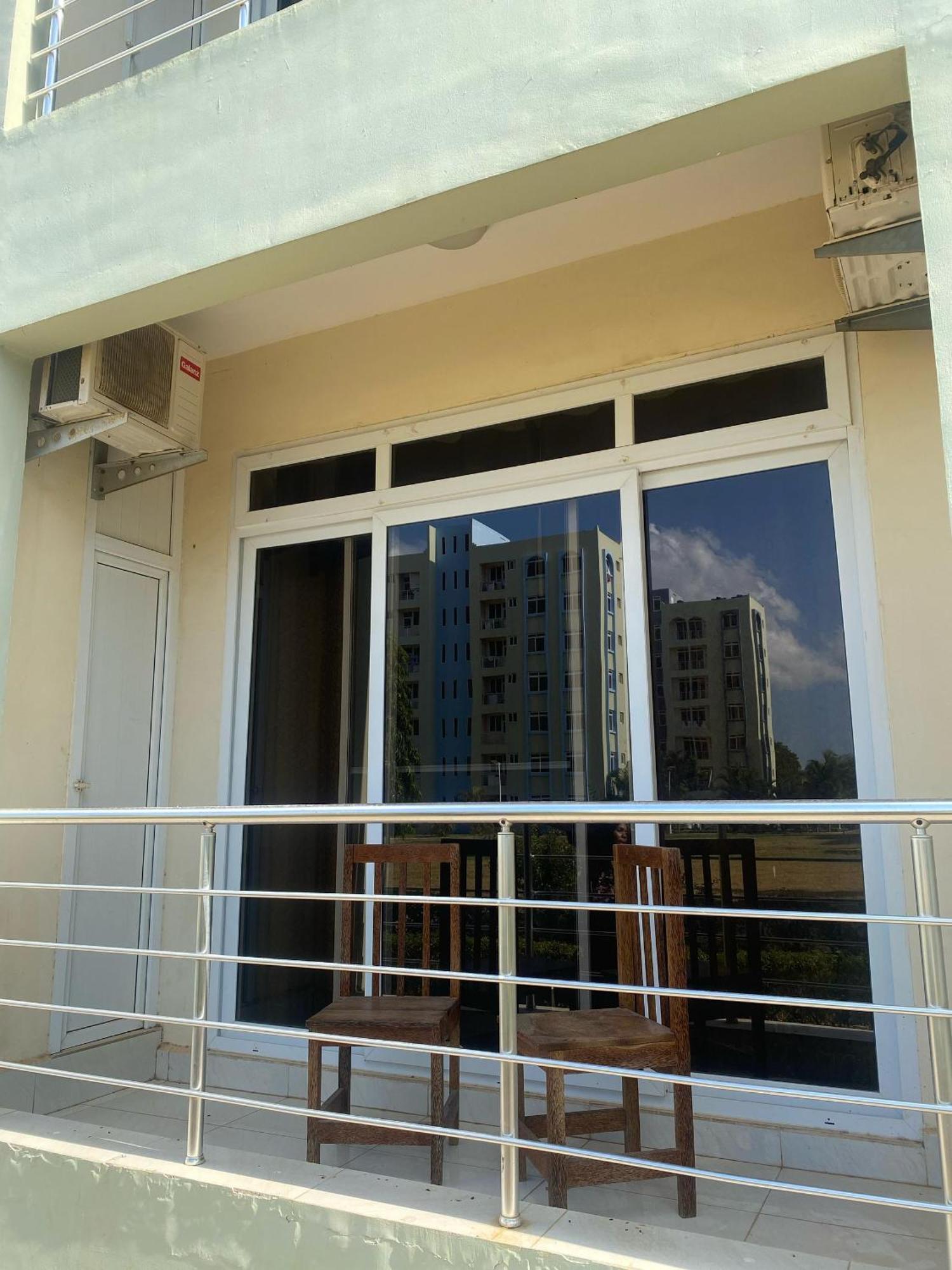 Manolo Apartment *