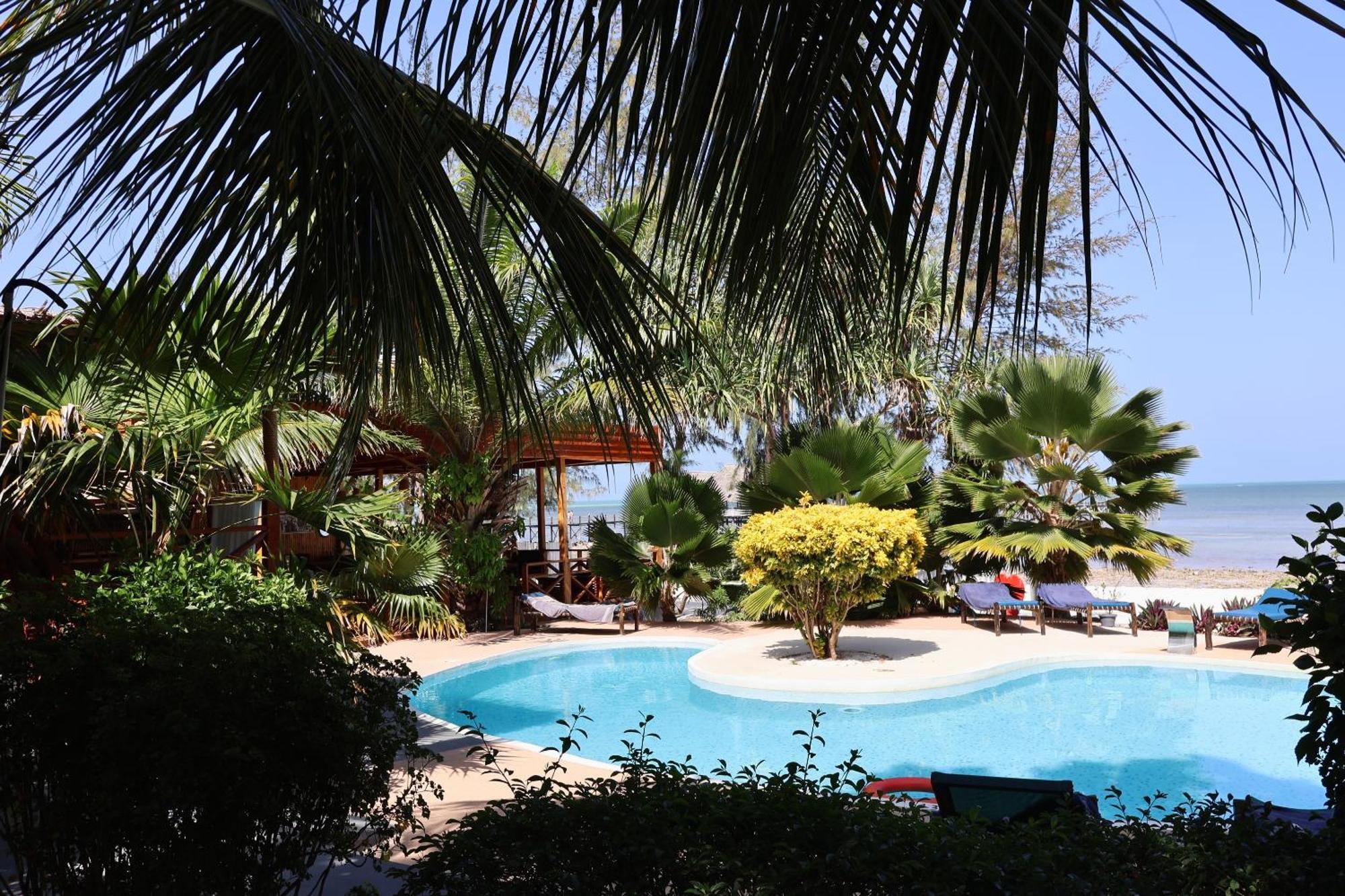 Destiny And Club Hotel 3*