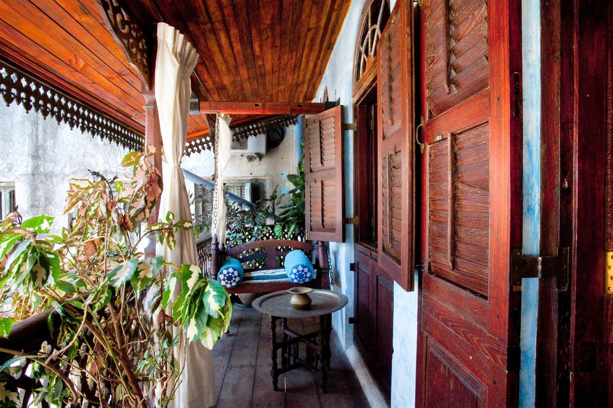 Emerson Spice Hotel