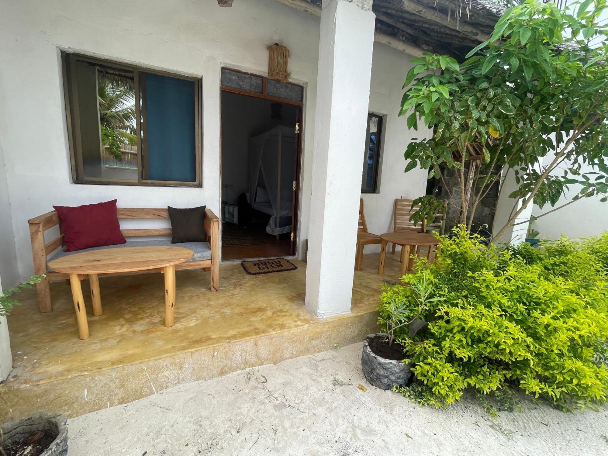 Zanzibar Escape 1&2 * Bwejuu