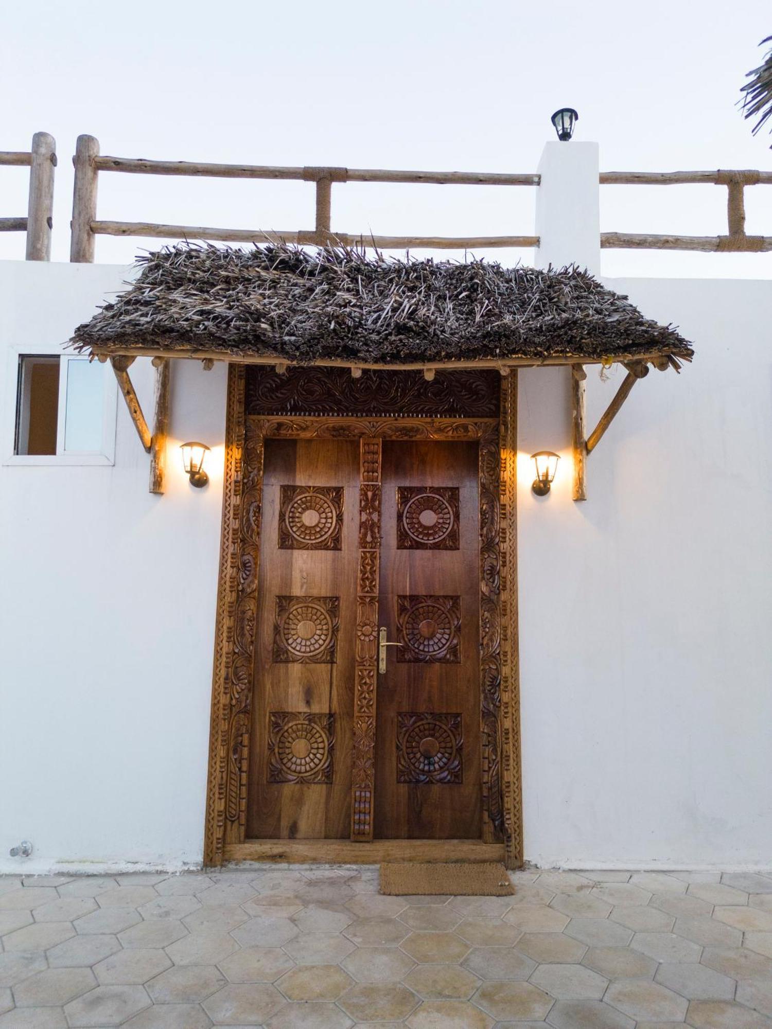 Limiria Zanzibar * Nungwi