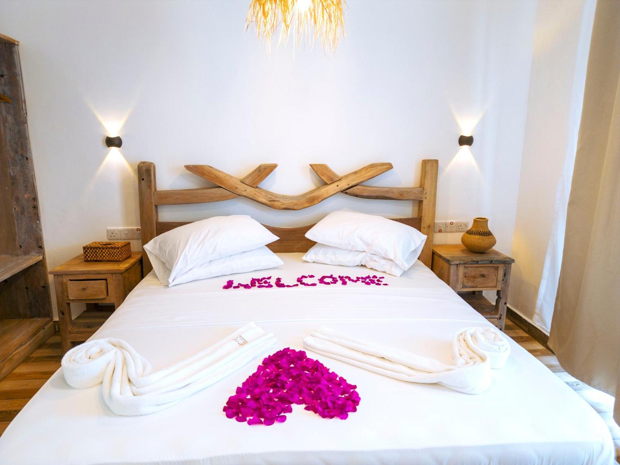 Limiria Zanzibar Villa *