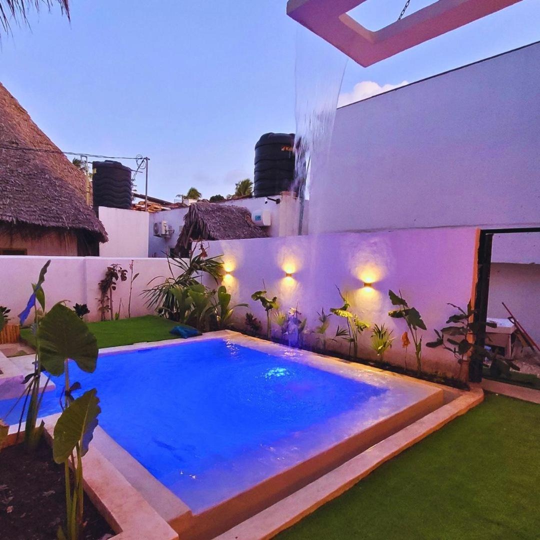 Gorgeous Luxury Waterfall Villa With Private Pool Prime Location In Paje Beach Zanzibar * Paje