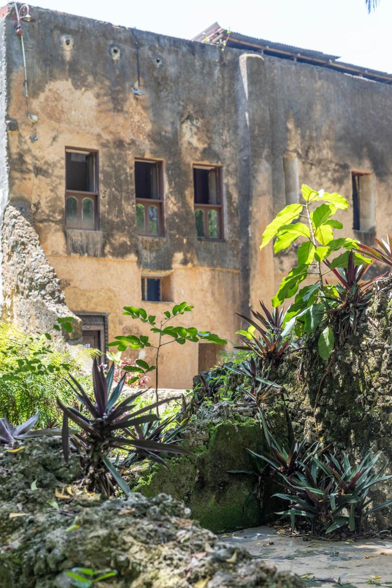 Hotel Mbweni Ruins & Gardens Previously Jungle Paradise Zanzibar