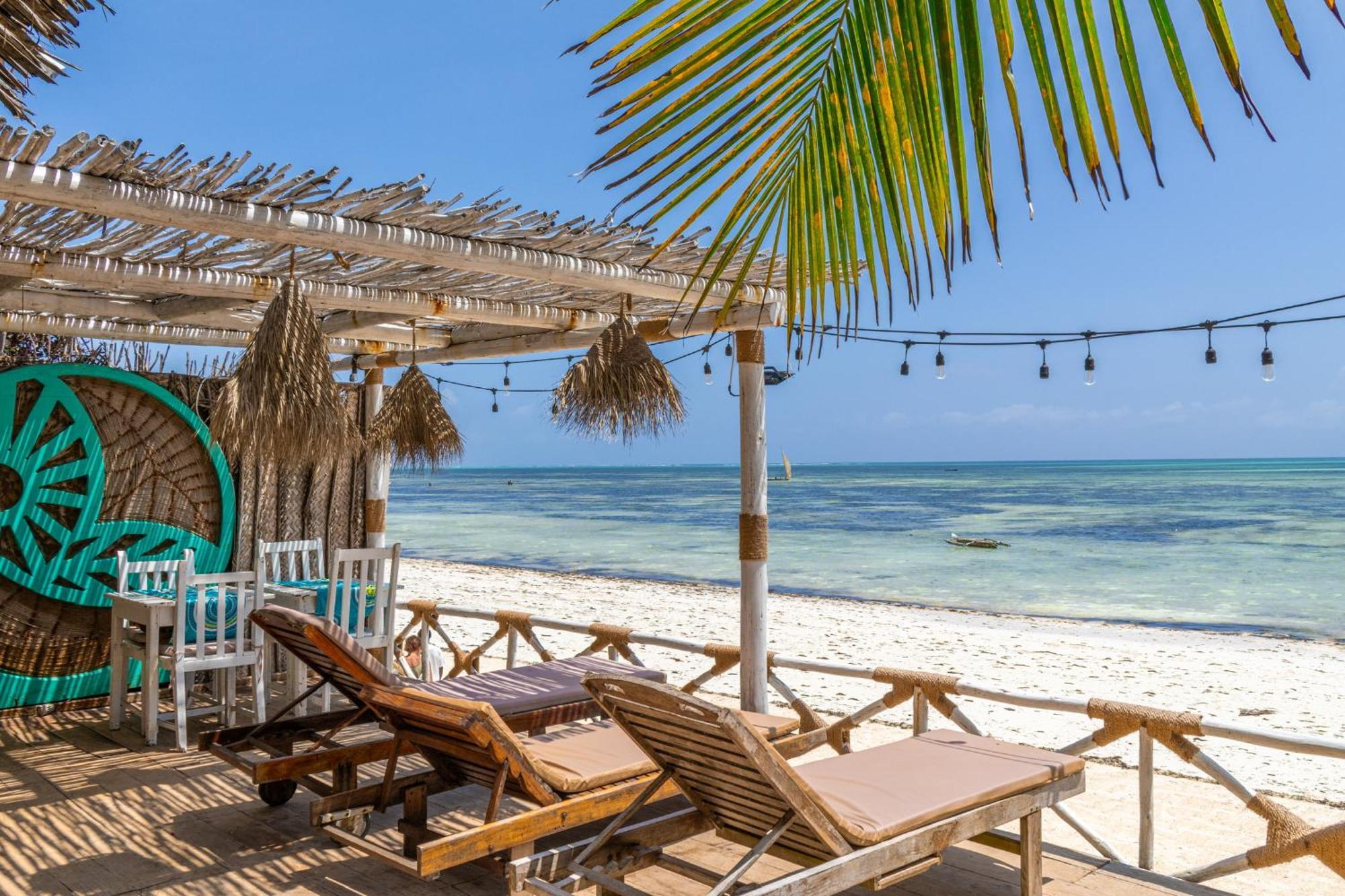 Pili Pili Paradise Beach Hotel