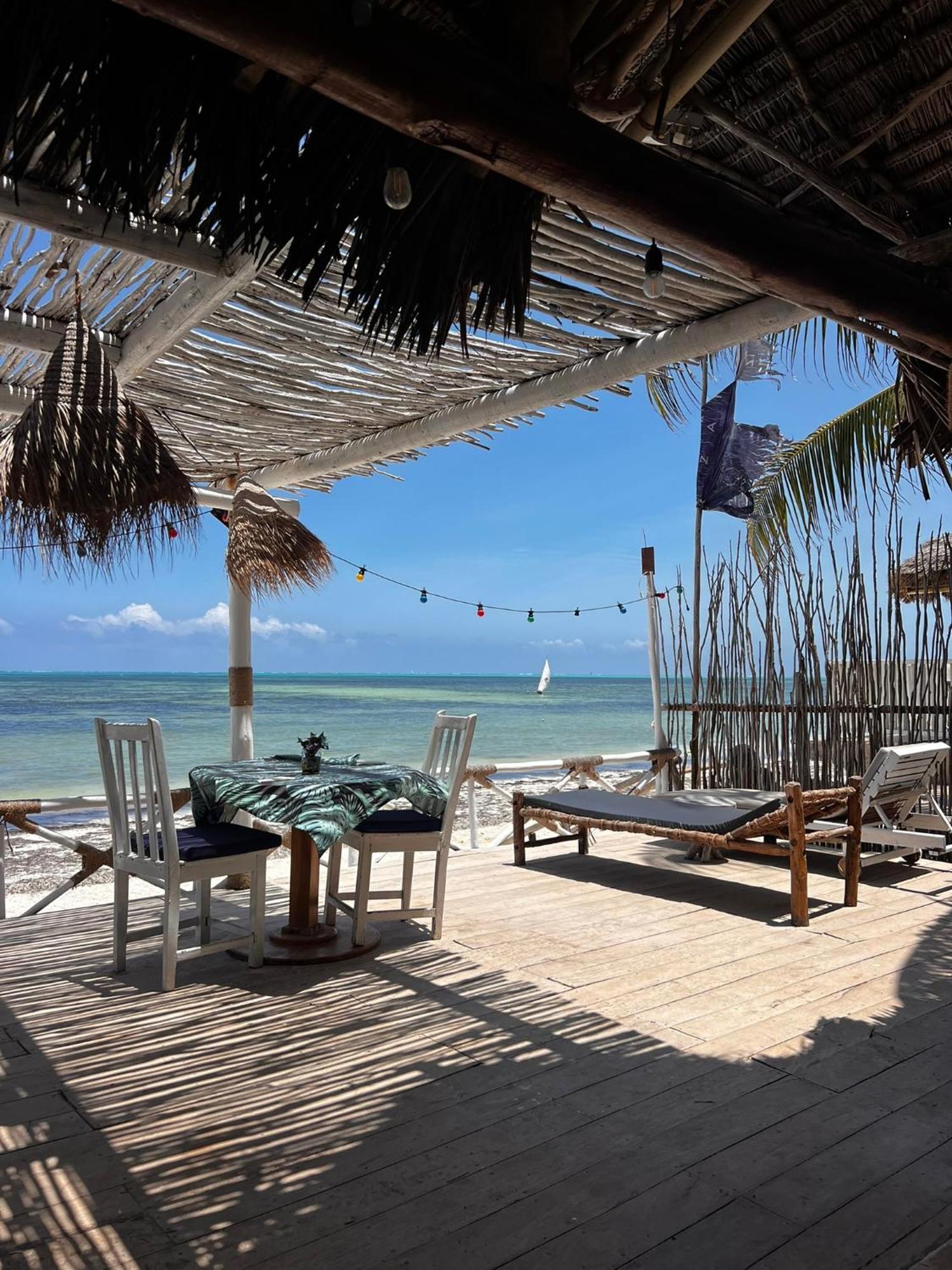 Hotel Pili Pili Paradise Beach 3*