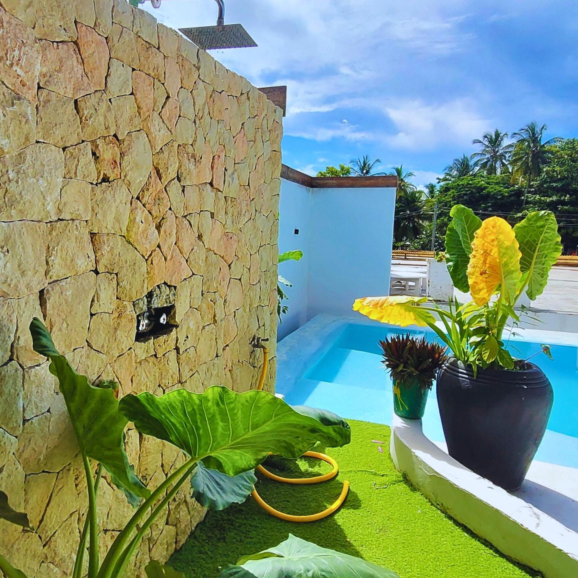Luxury Penthouse With Private Rooftop Pool Prime Location Zanzibar Tv Wifi Ac Steps To The Villa