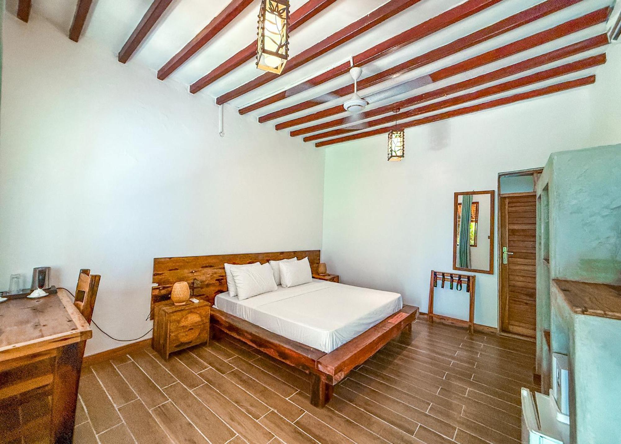 Ananda Lodge