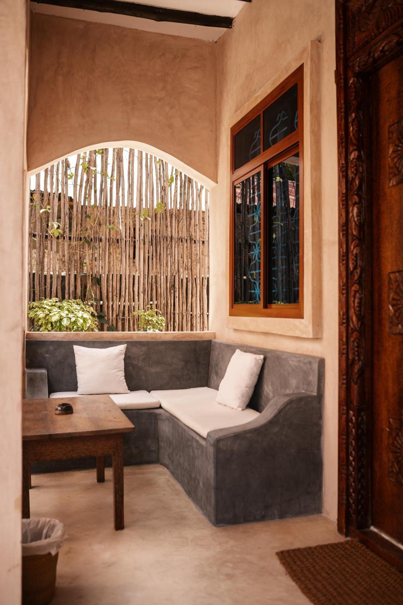 Chokoro House Paje