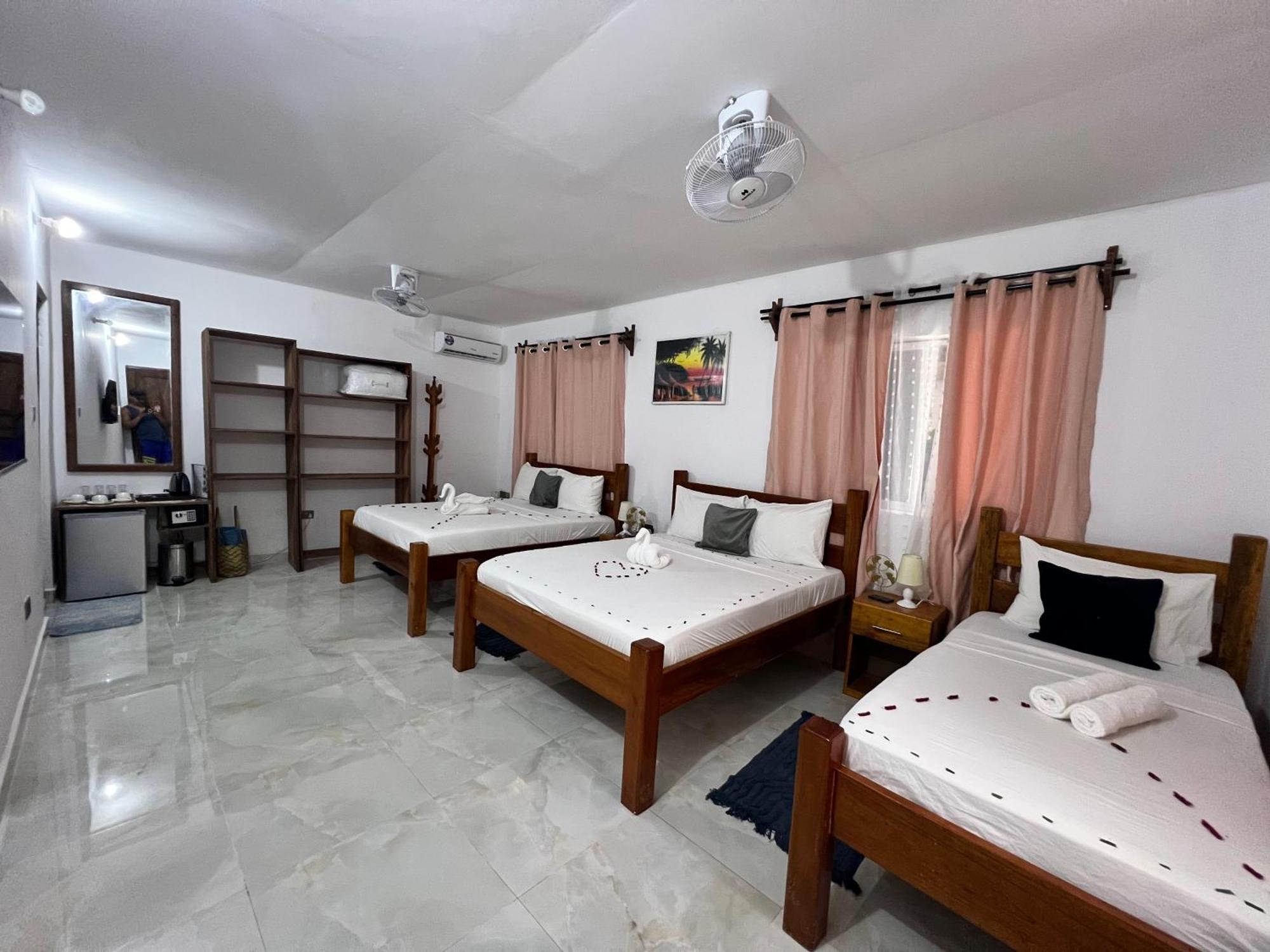 Front Hotel