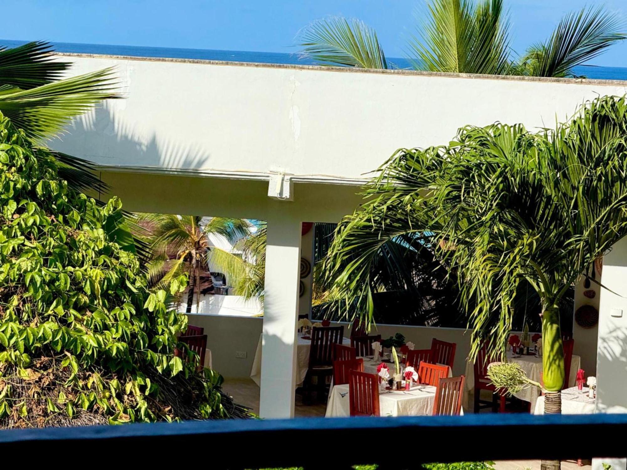 Sea Crest Hotel 3*