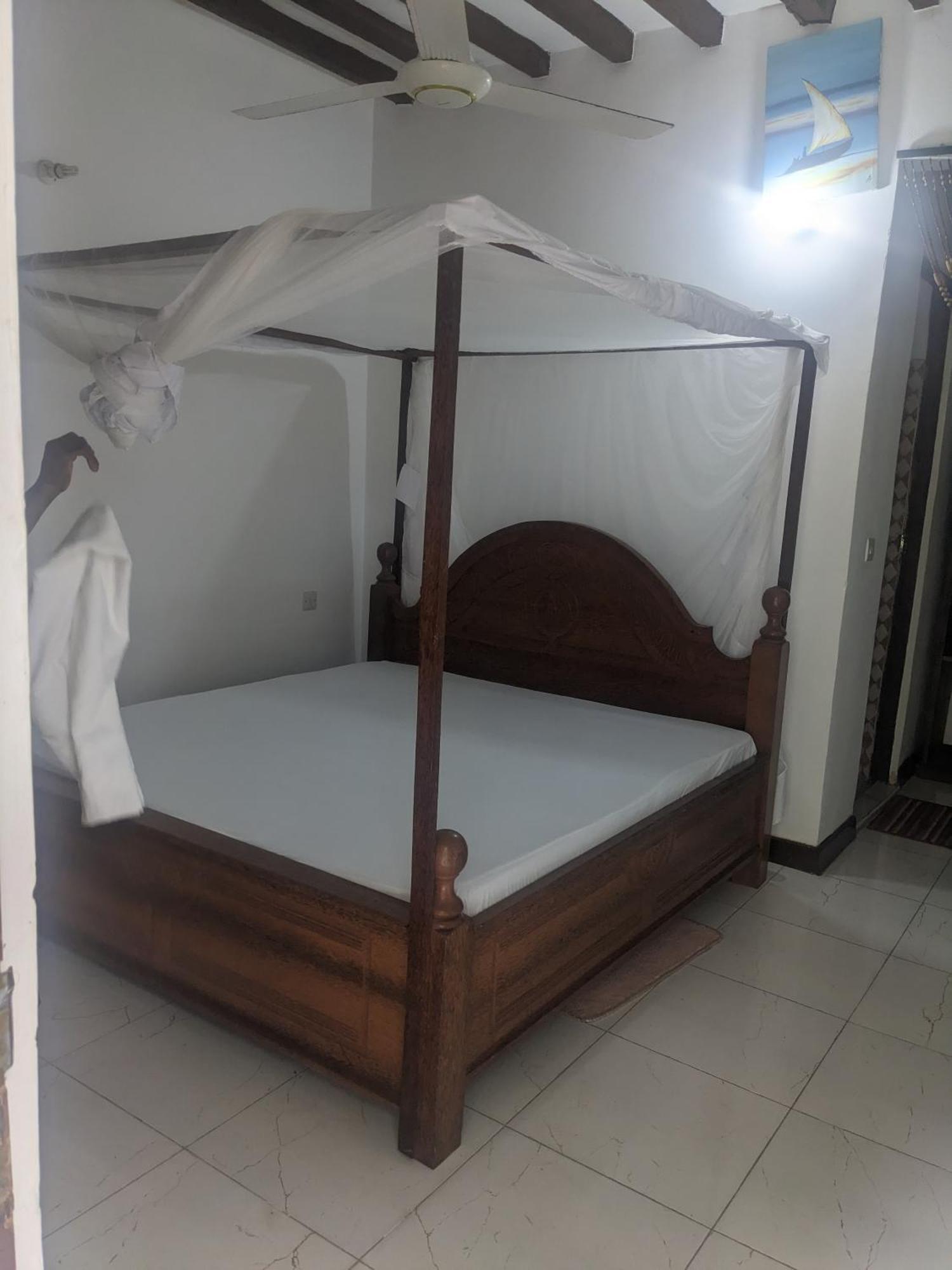 Bed & Breakfast Kivulini And Restaurant
