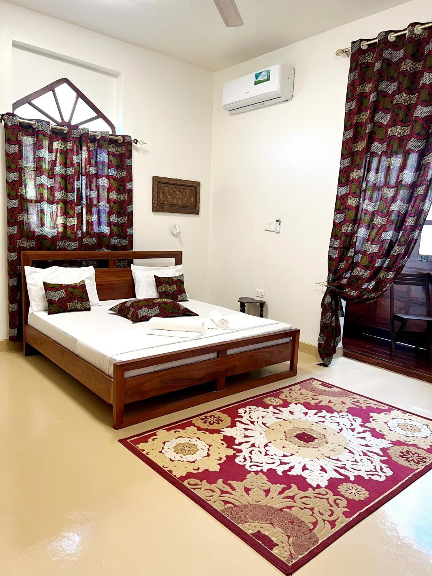 Hotel Treasures Of House
