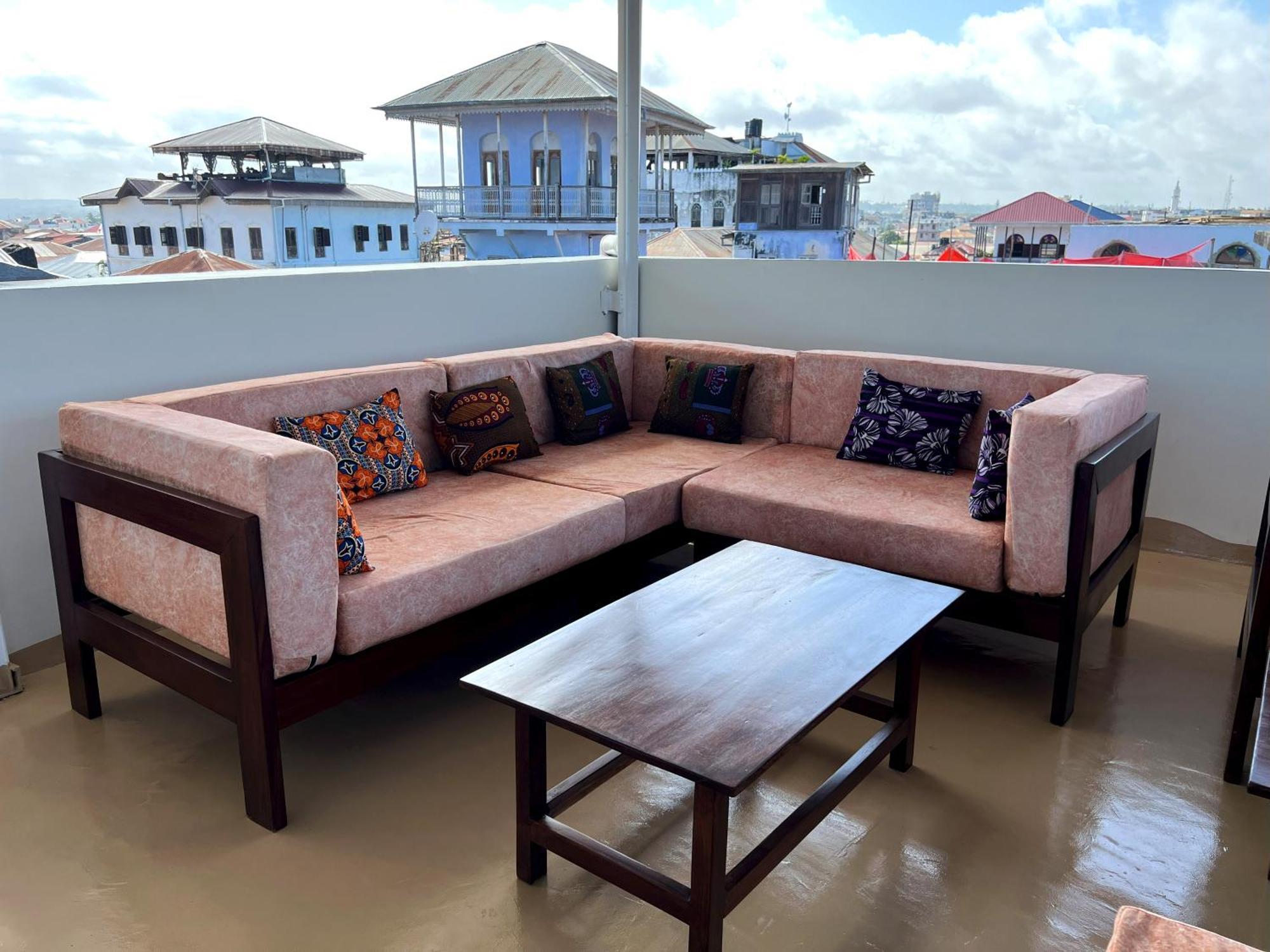 Treasures Of House * Zanzibar