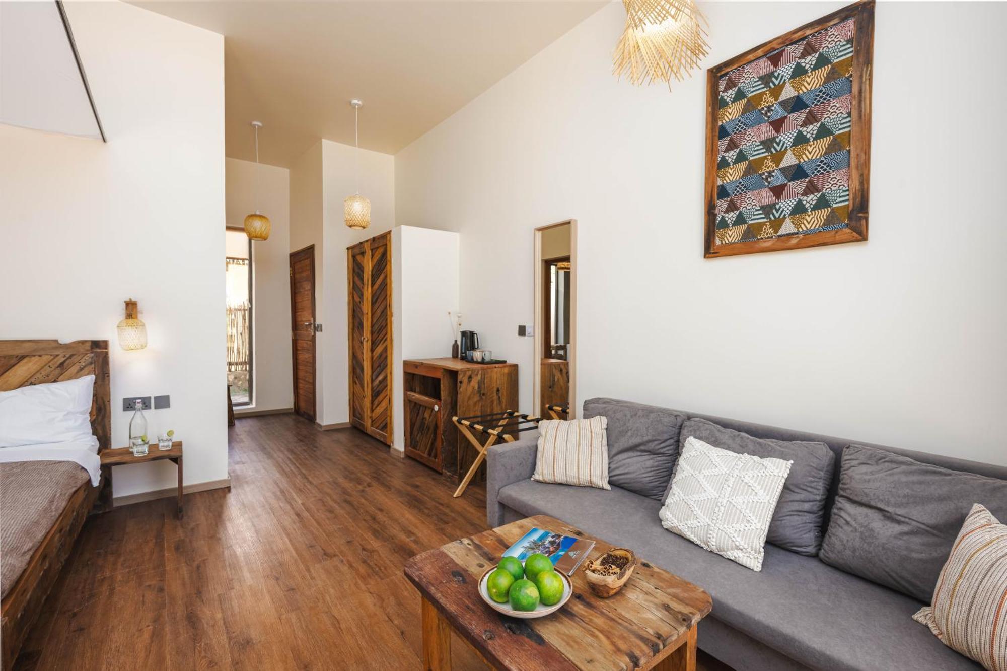 Hotel Clove Island Essence & 5*