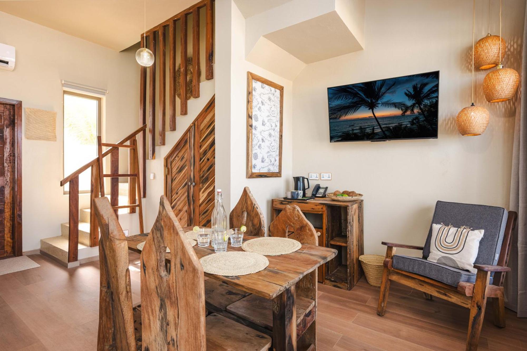 Clove Island Essence & Hotel 5*